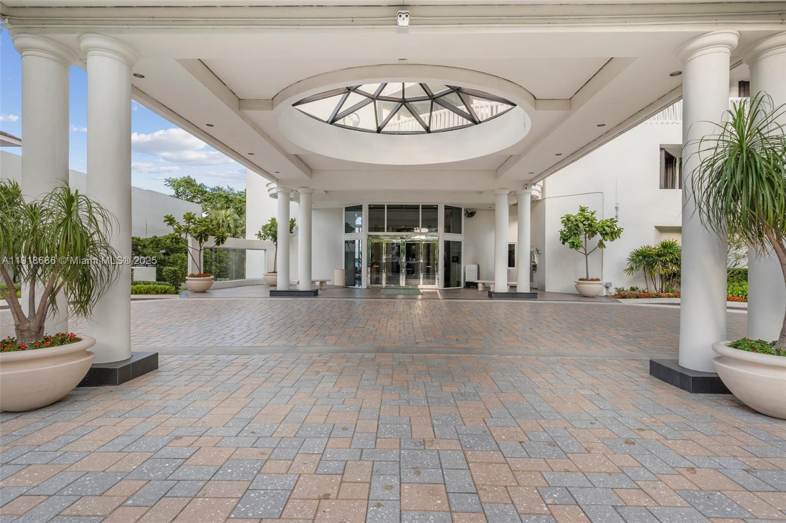 3000 Island Blvd # 2404