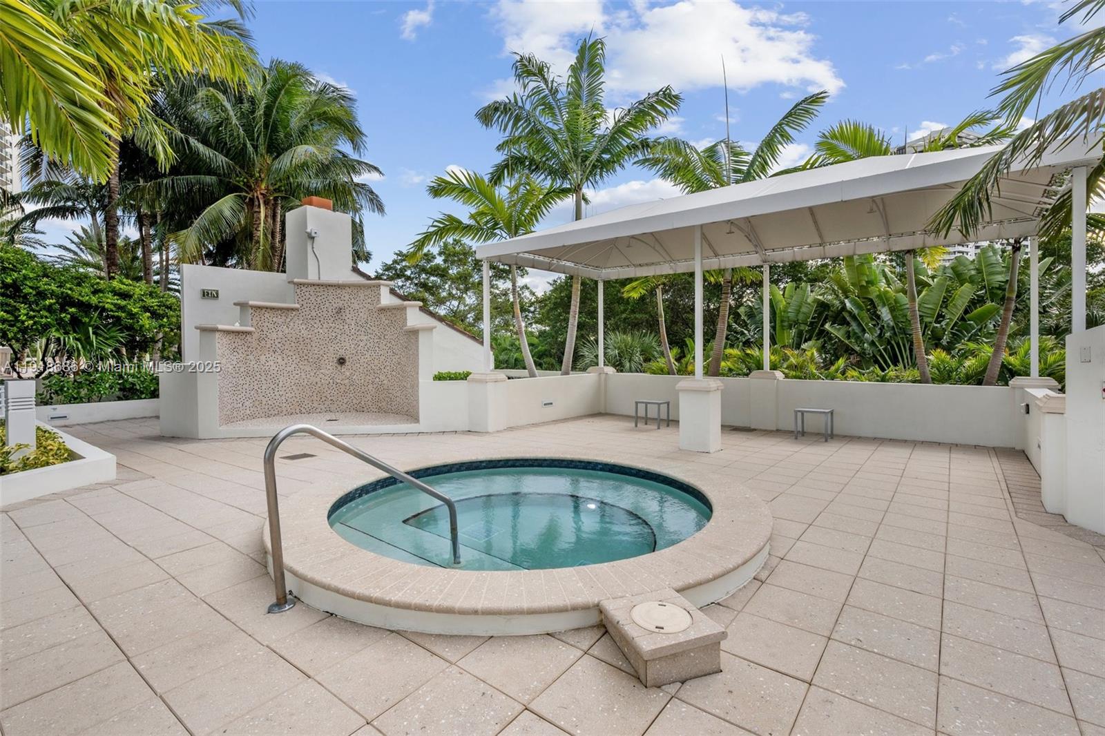 3000 Island Blvd # 2404