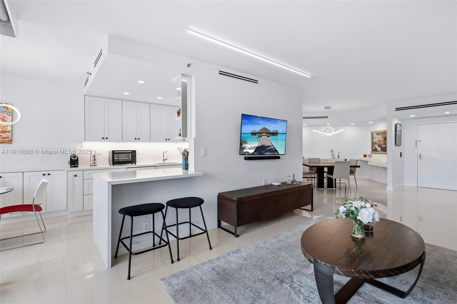 3000 Island Blvd # 2404