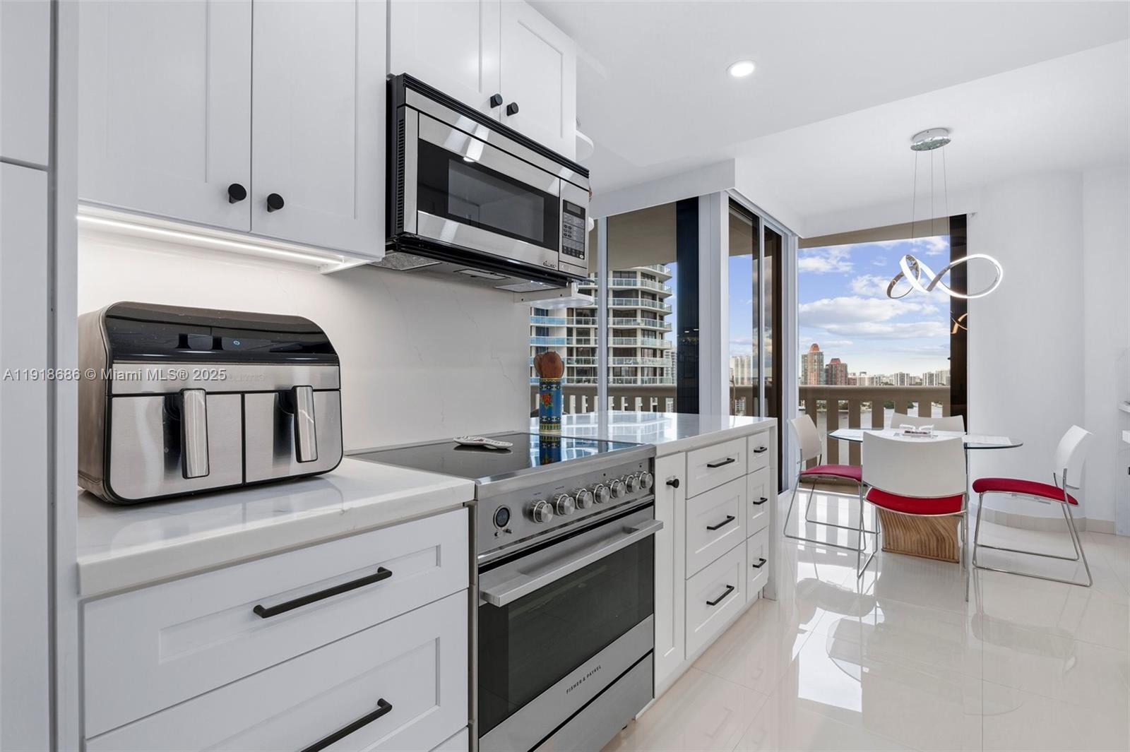 3000 Island Blvd # 2404