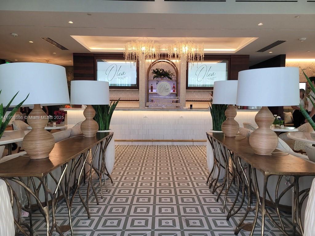 3000 Island Blvd # 2404