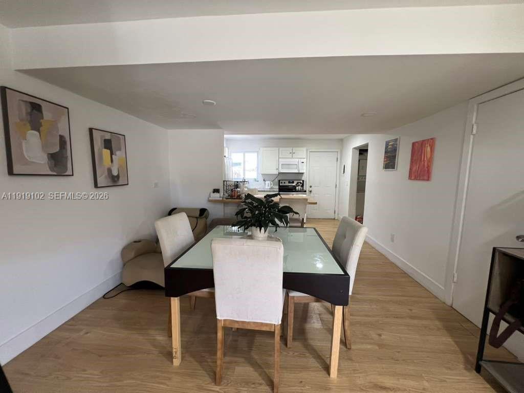 1480 NE 151st St # 101