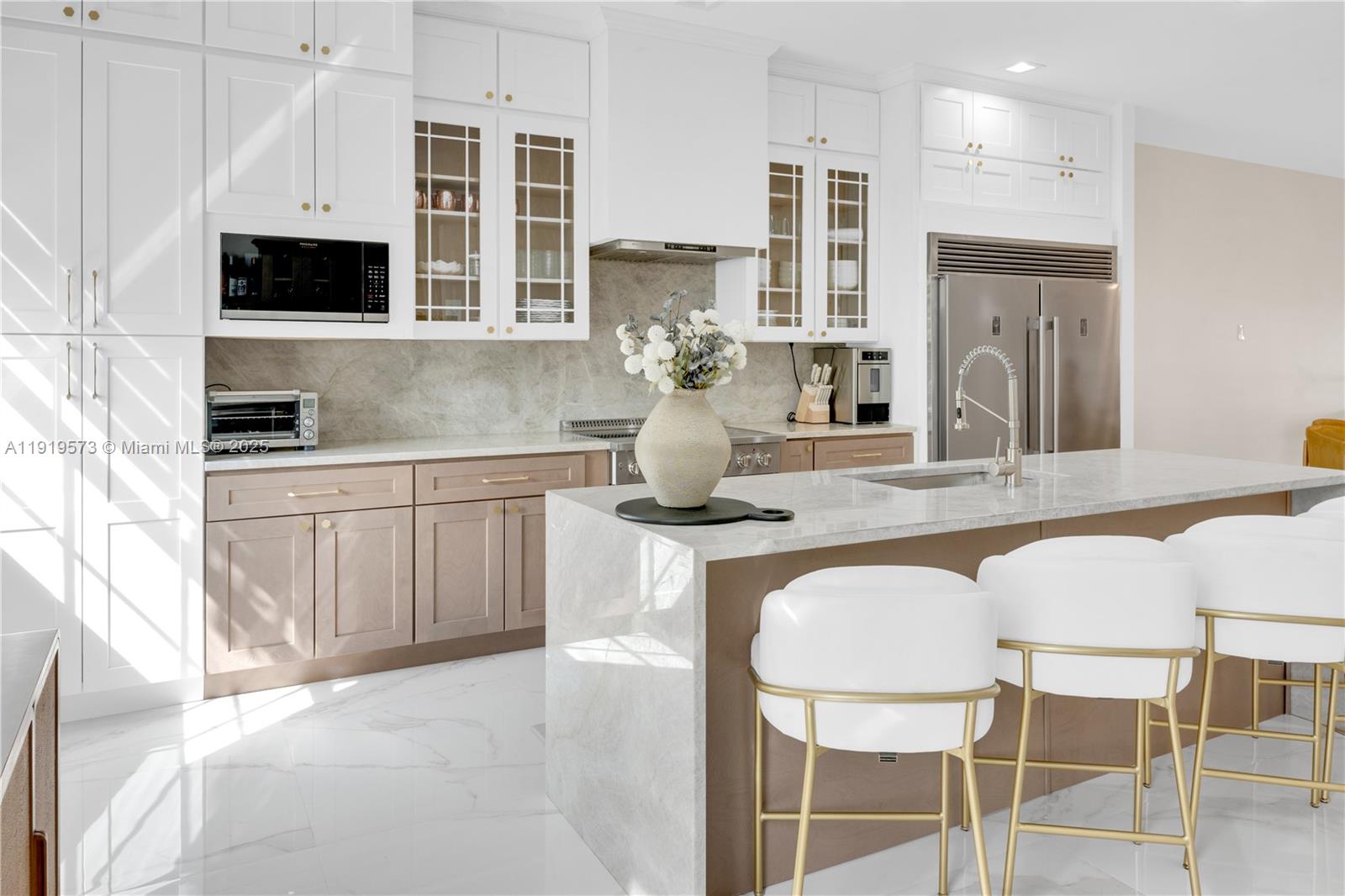 3907 NE 170th St # 3907