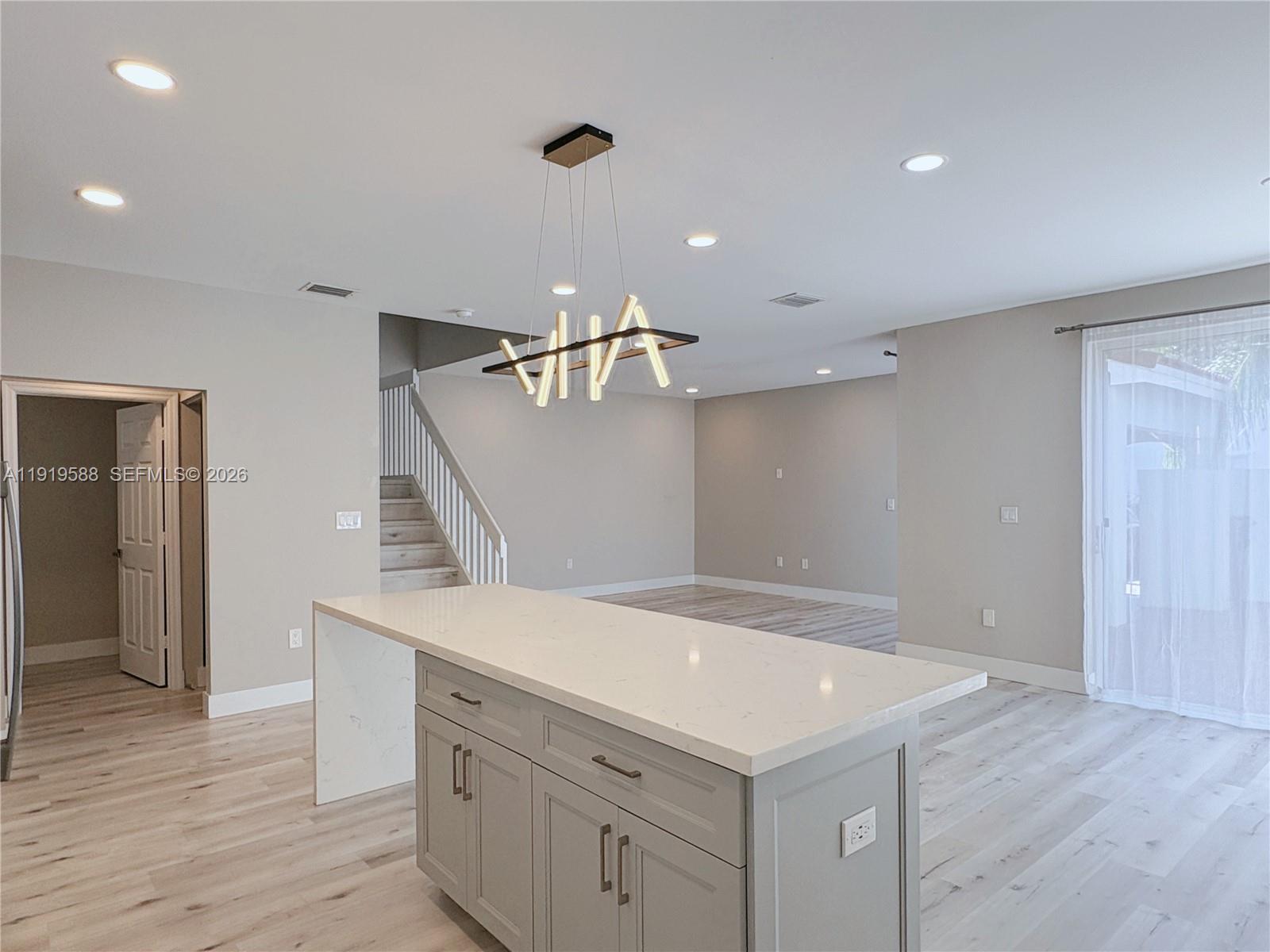 935 Lemonwood Ct Unit: -