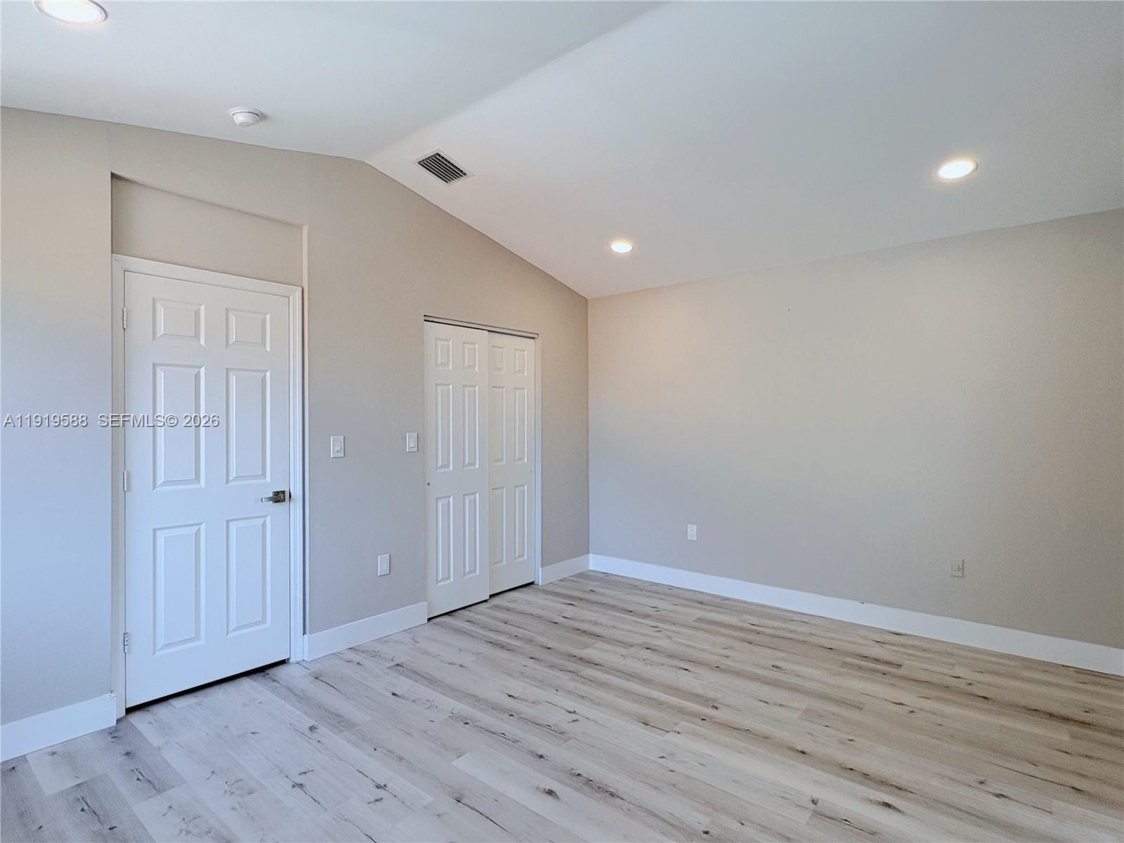 935 Lemonwood Ct Unit: -