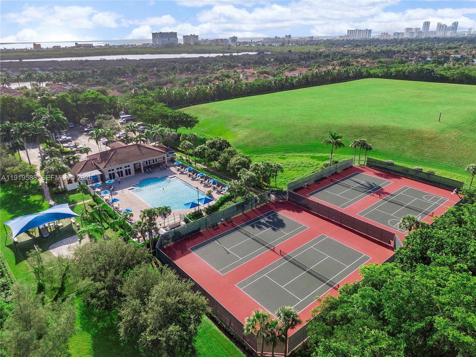 935 Lemonwood Ct Unit: -