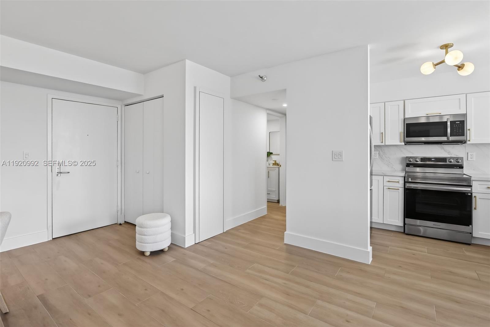 19101 NE 36th Ct # 402