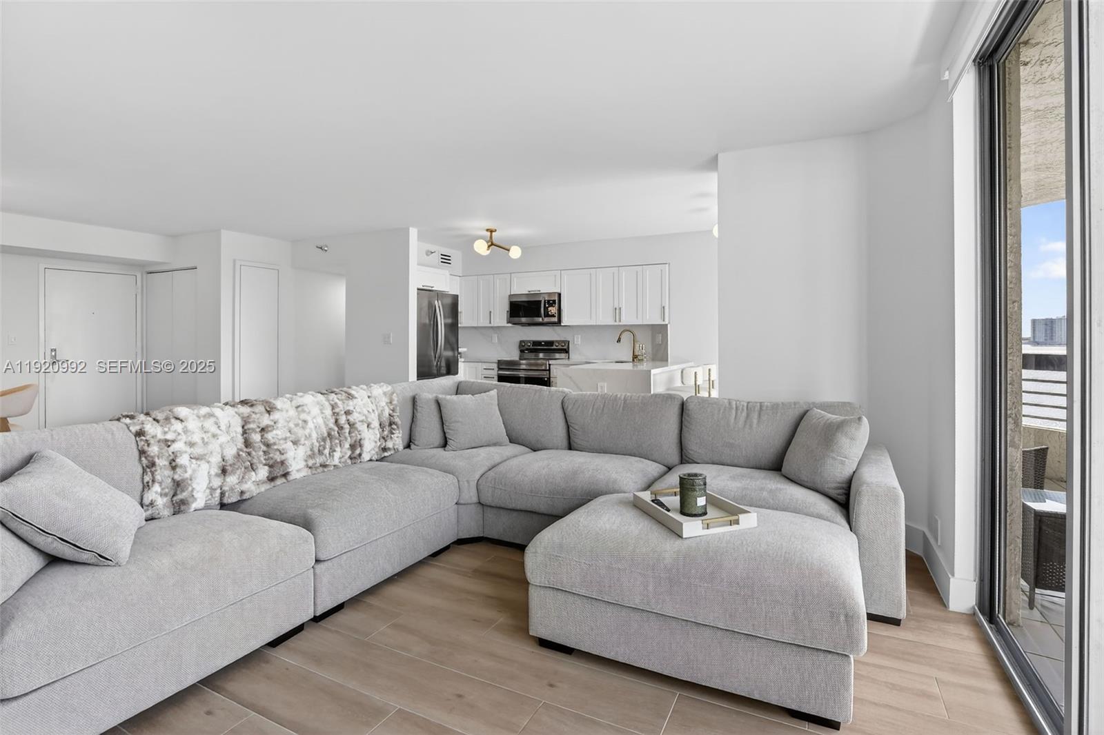 19101 NE 36th Ct # 402