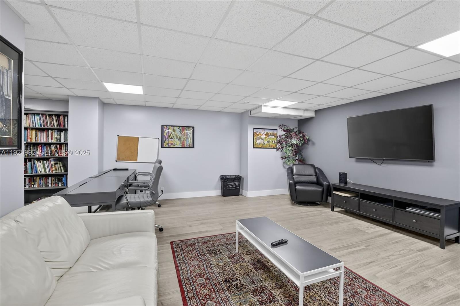 19101 NE 36th Ct # 402