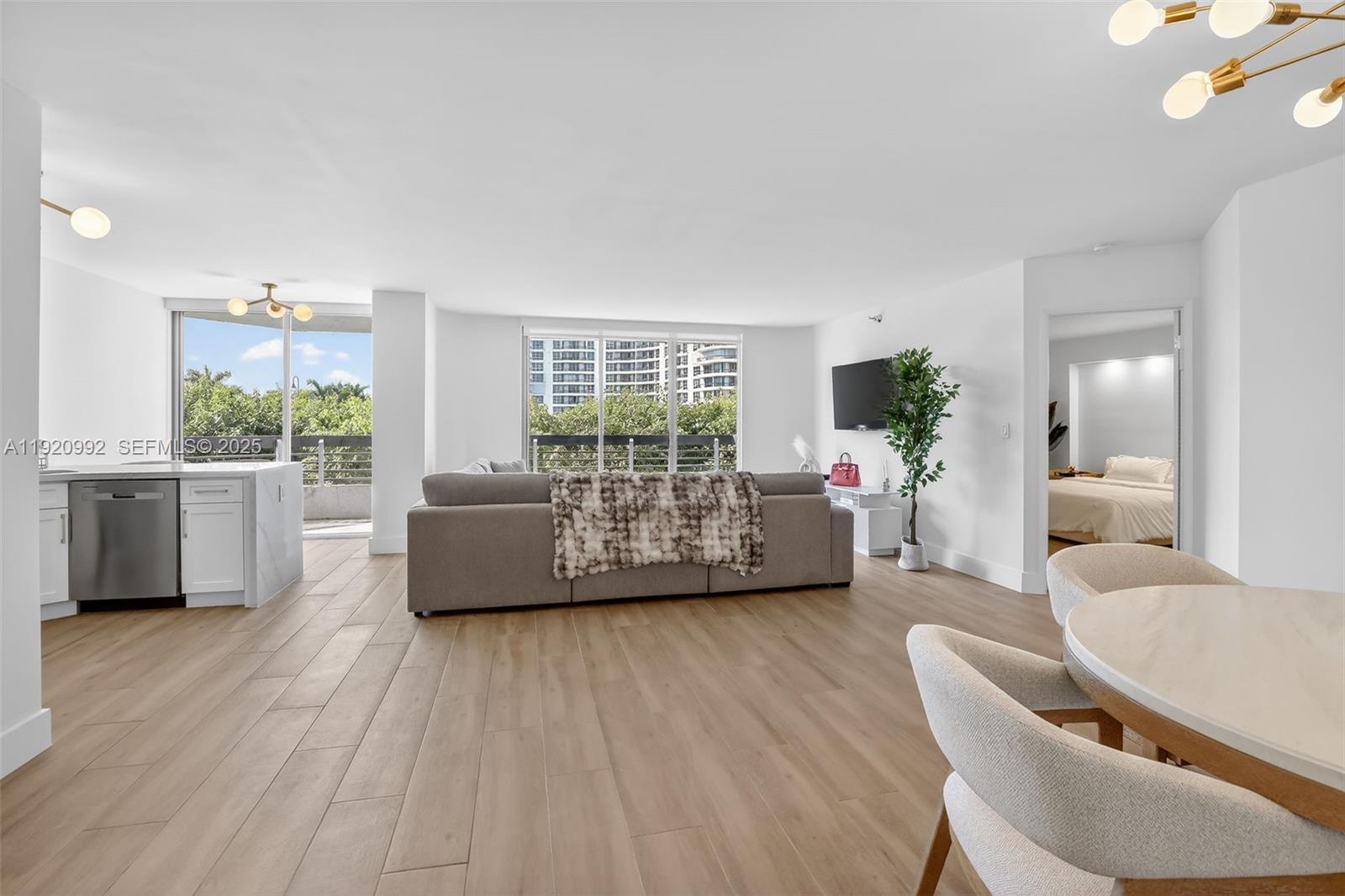 19101 NE 36th Ct # 402