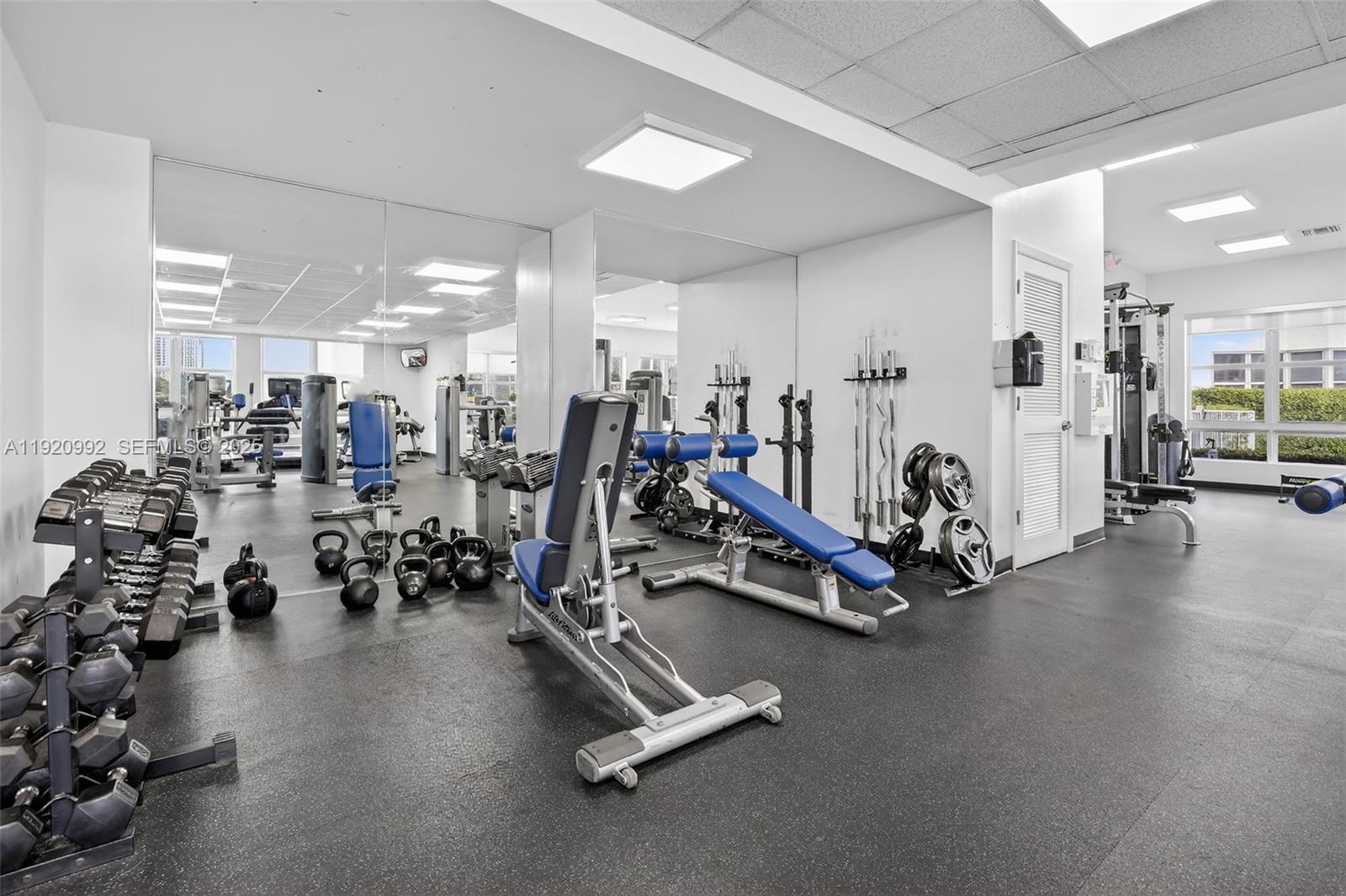 19101 NE 36th Ct # 402