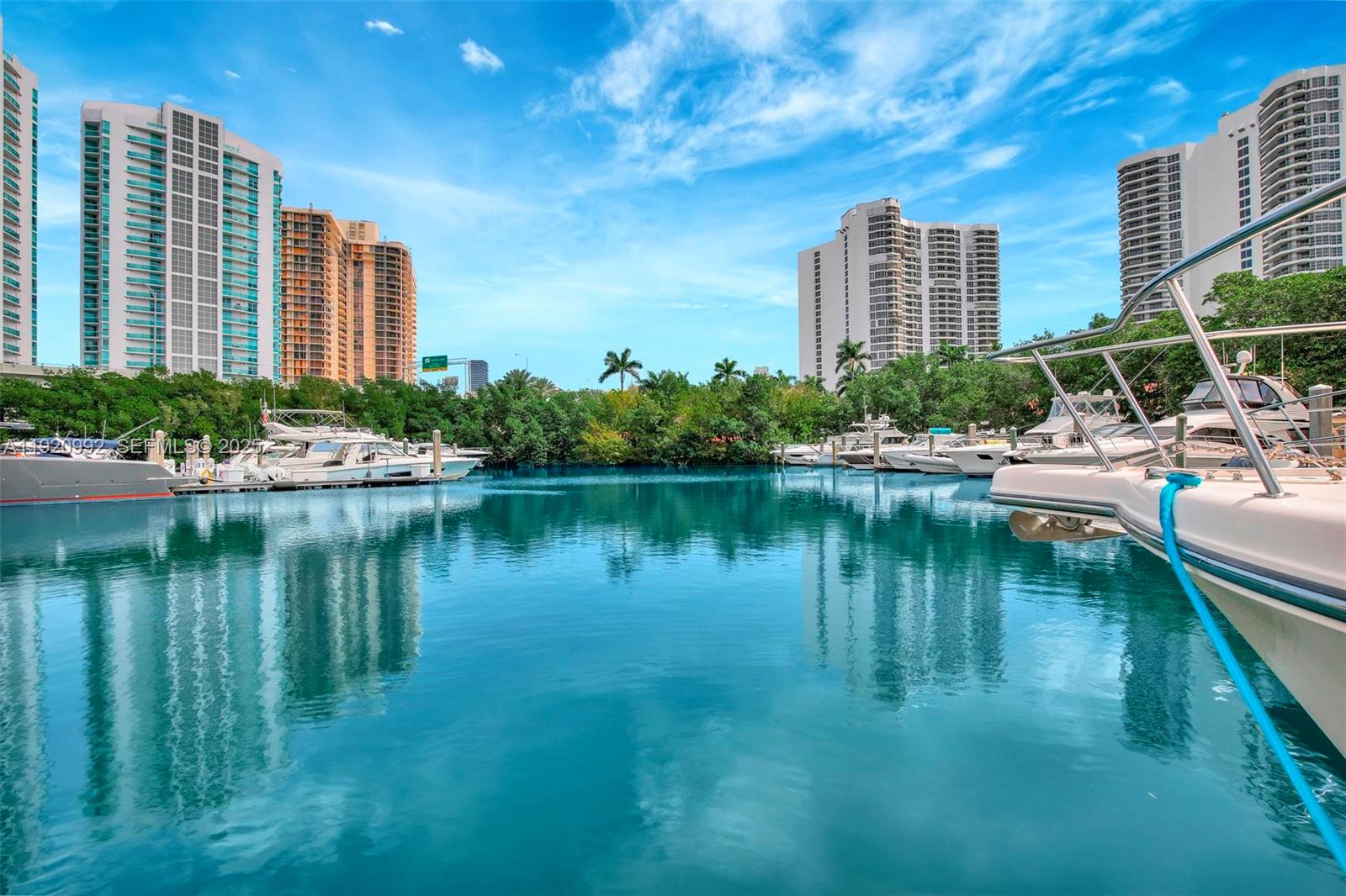 19101 NE 36th Ct # 402