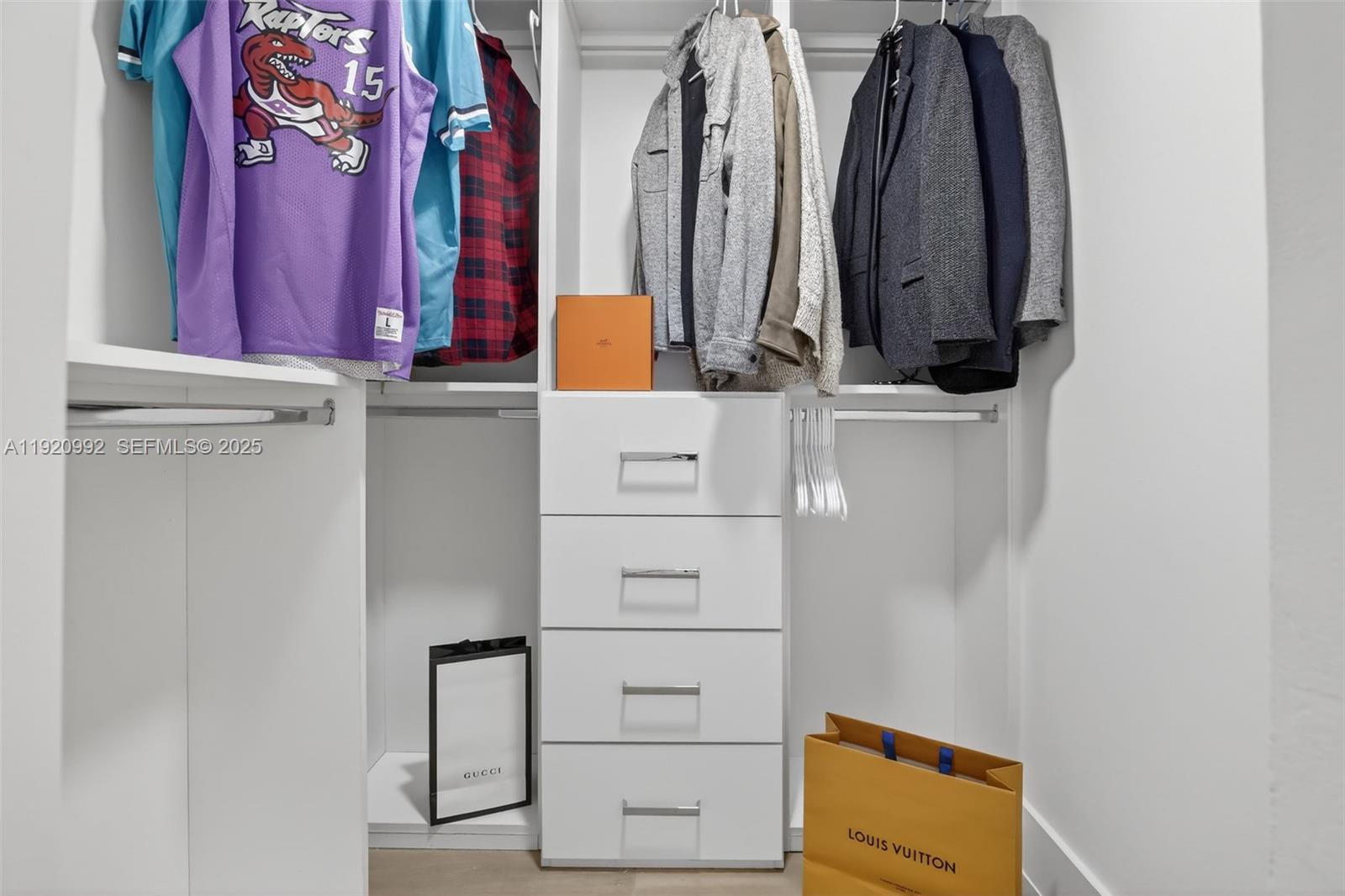 19101 NE 36th Ct # 402