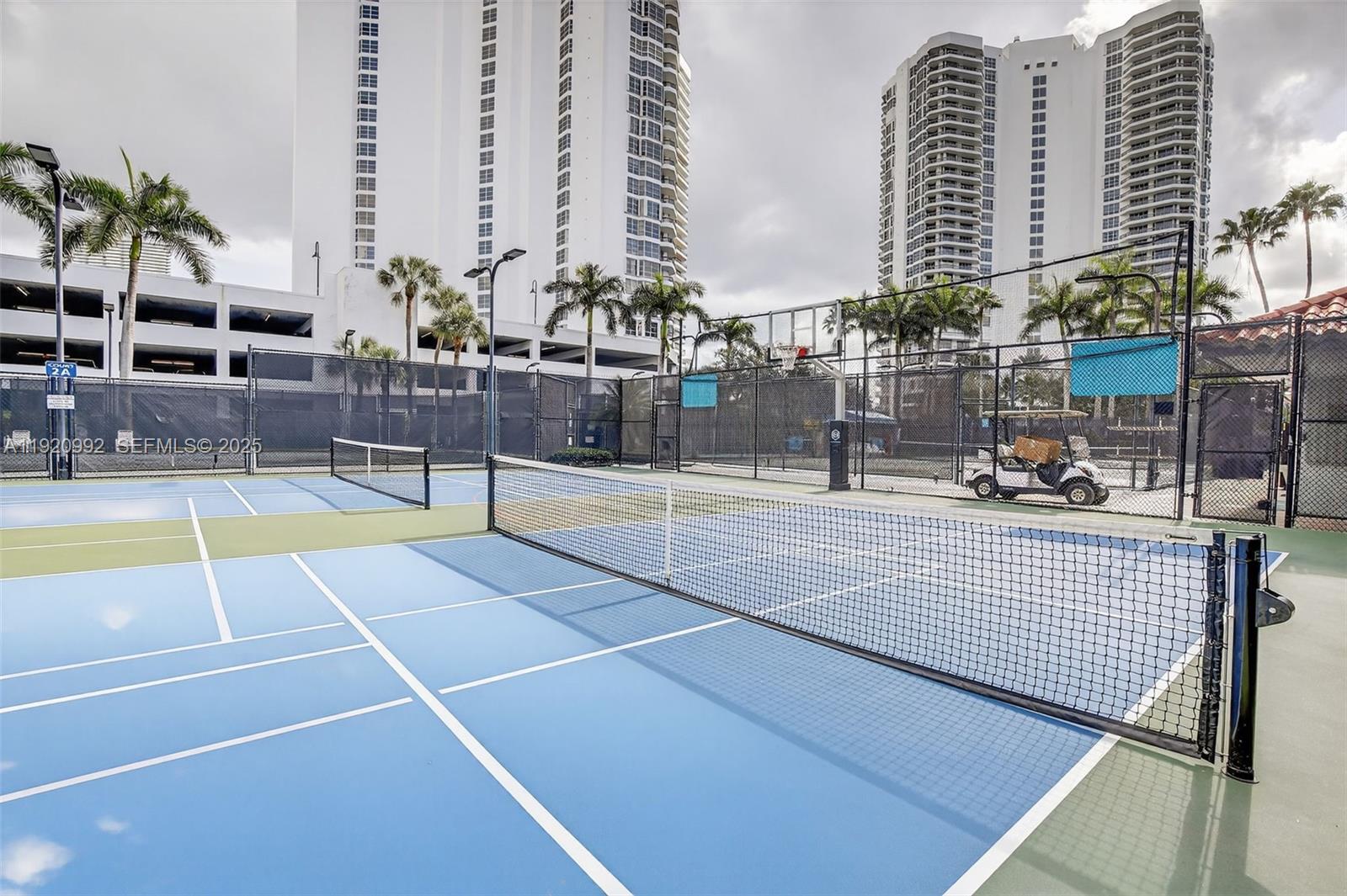 19101 NE 36th Ct # 402