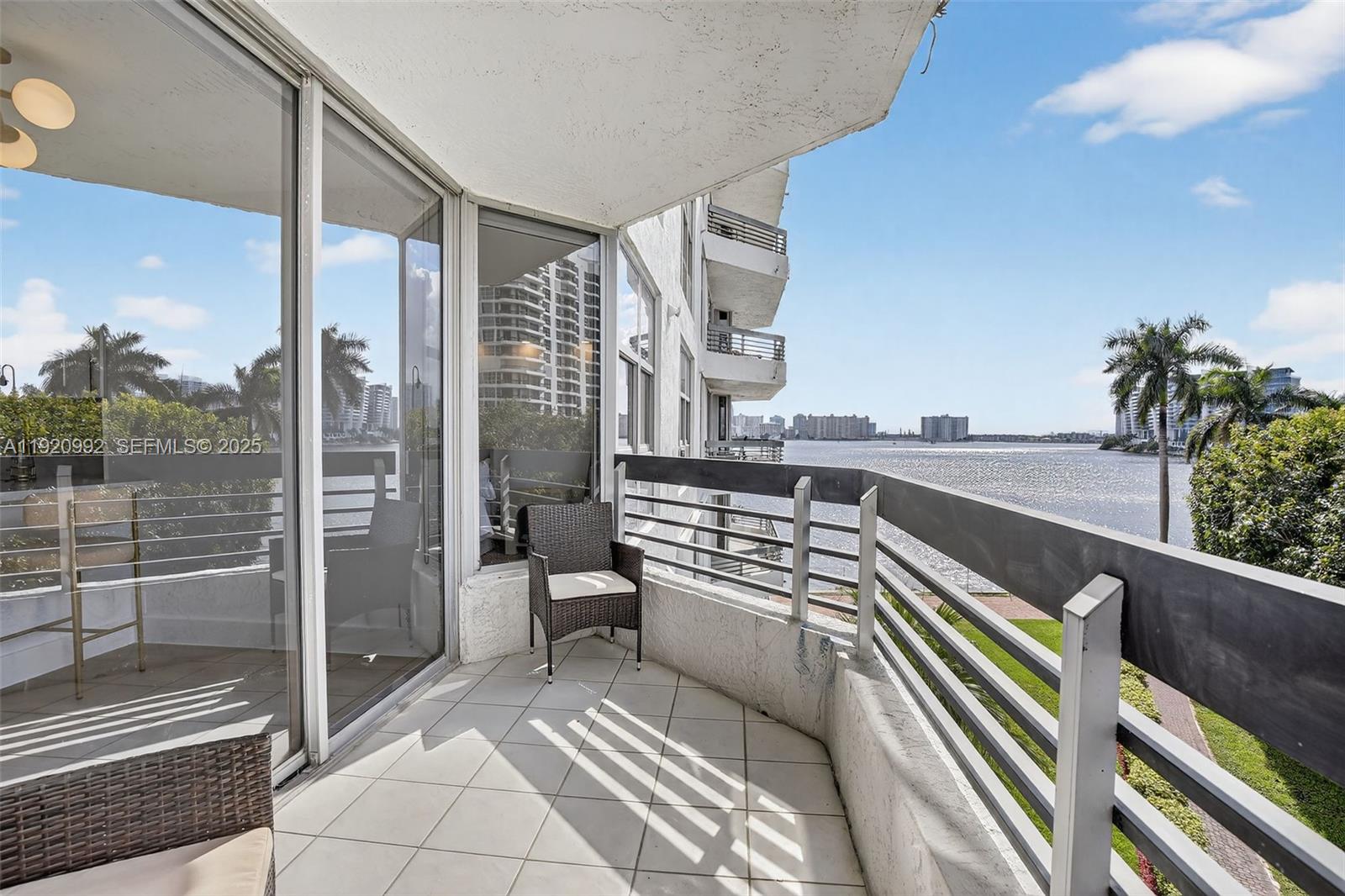 19101 NE 36th Ct # 402