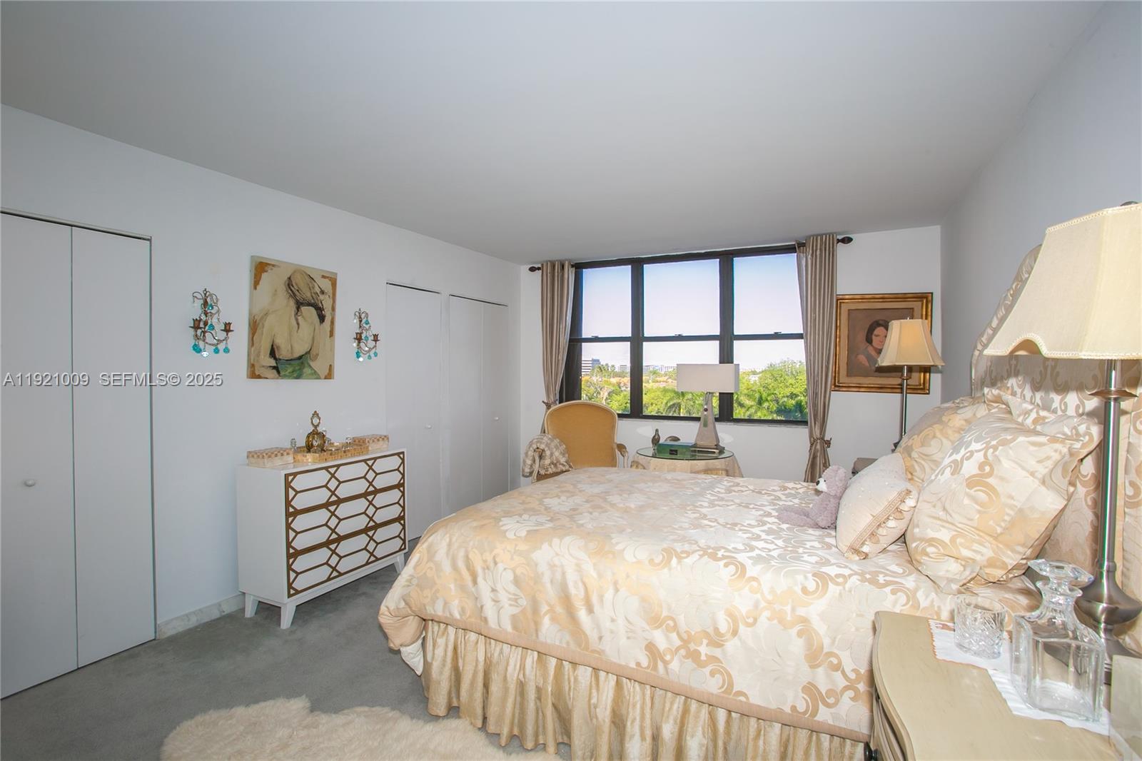 1800 NE 114th St # 603