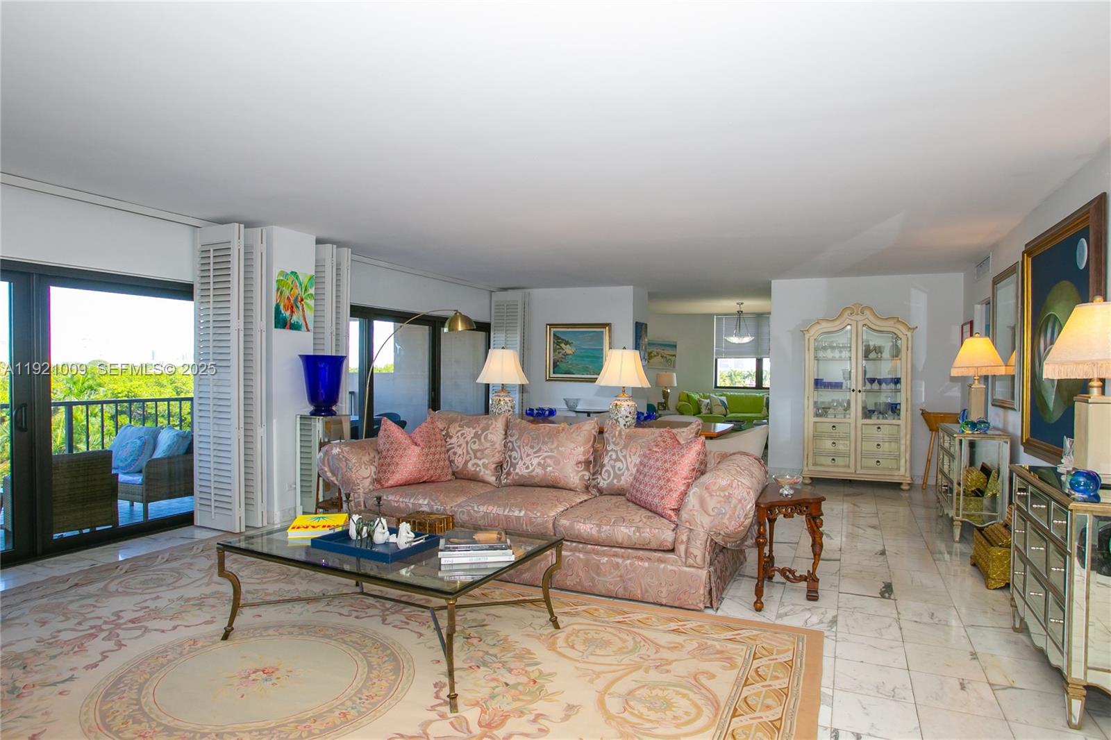 1800 NE 114th St # 603