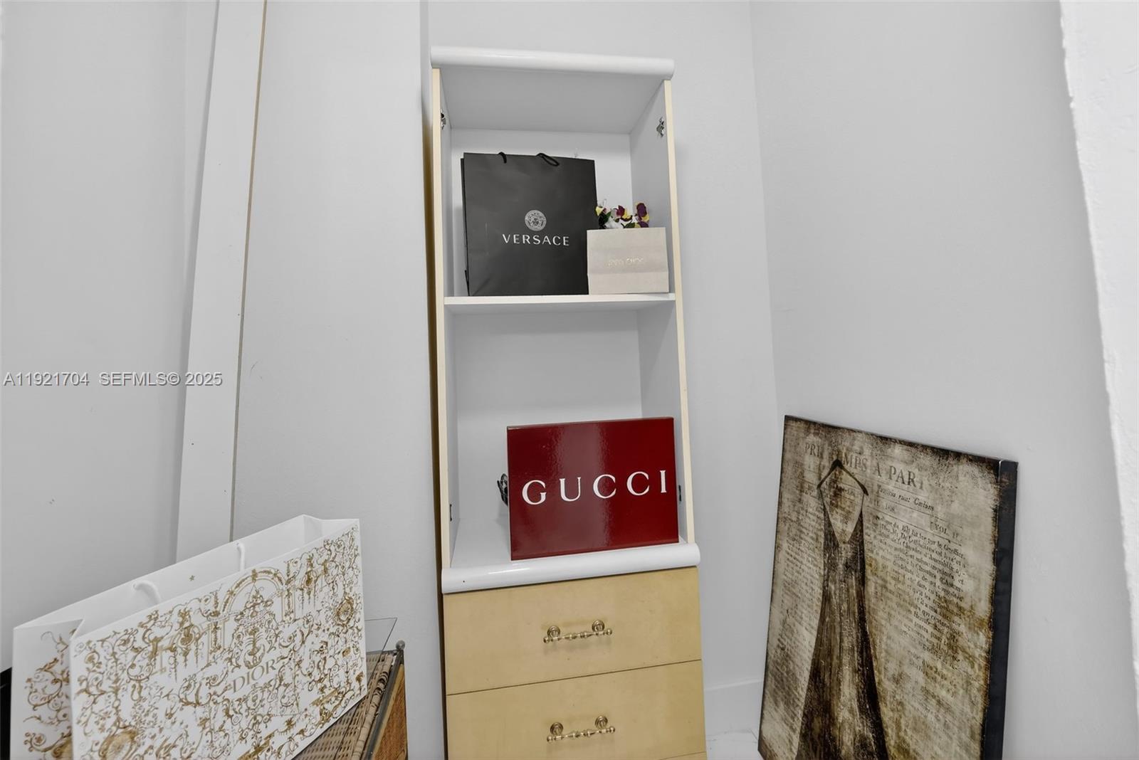 300 Bayview Dr # 308