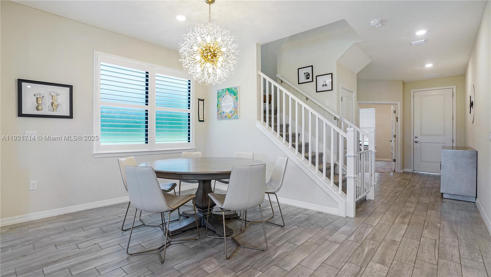 8605 Patron Ln