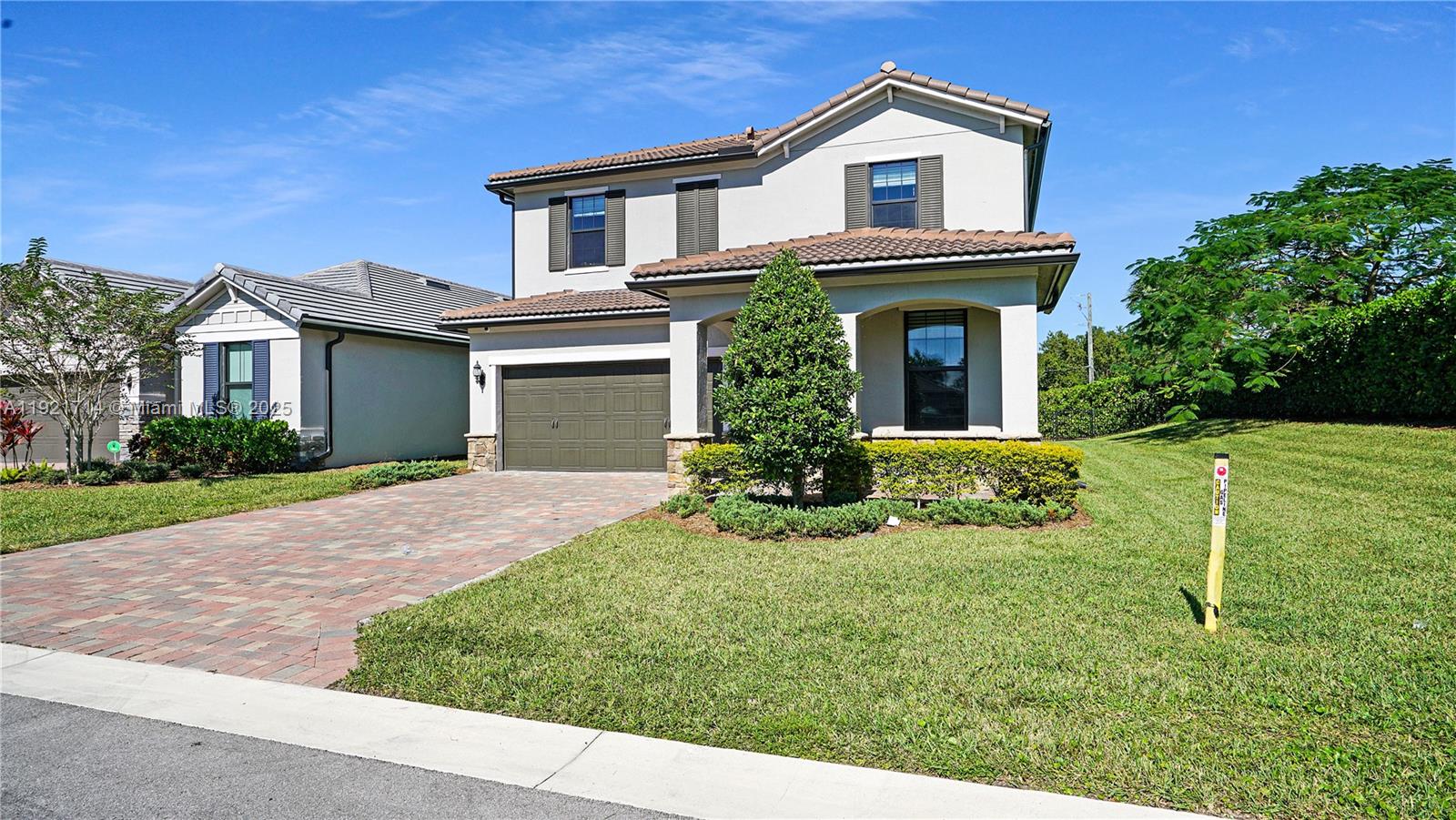8605 Patron Ln