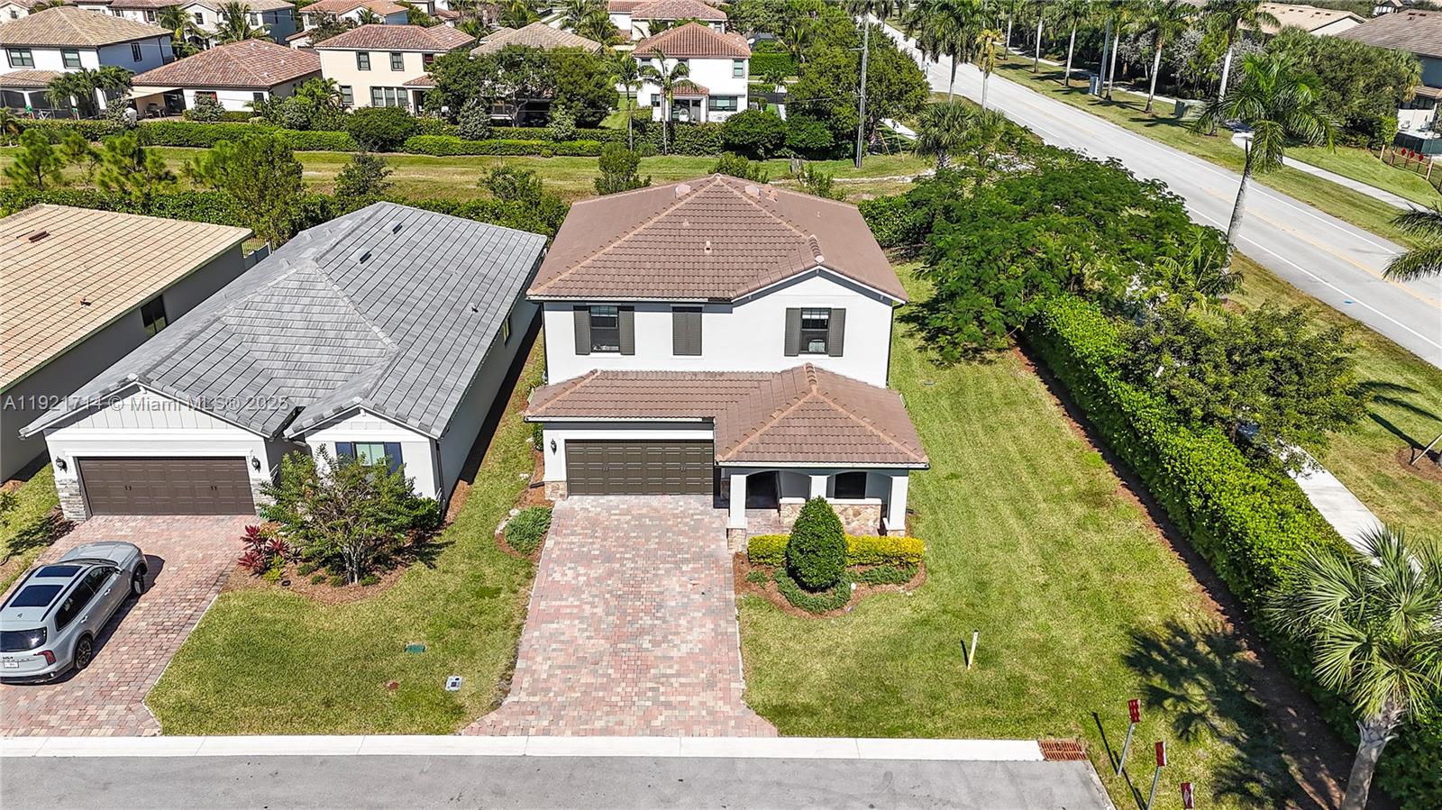 8605 Patron Ln