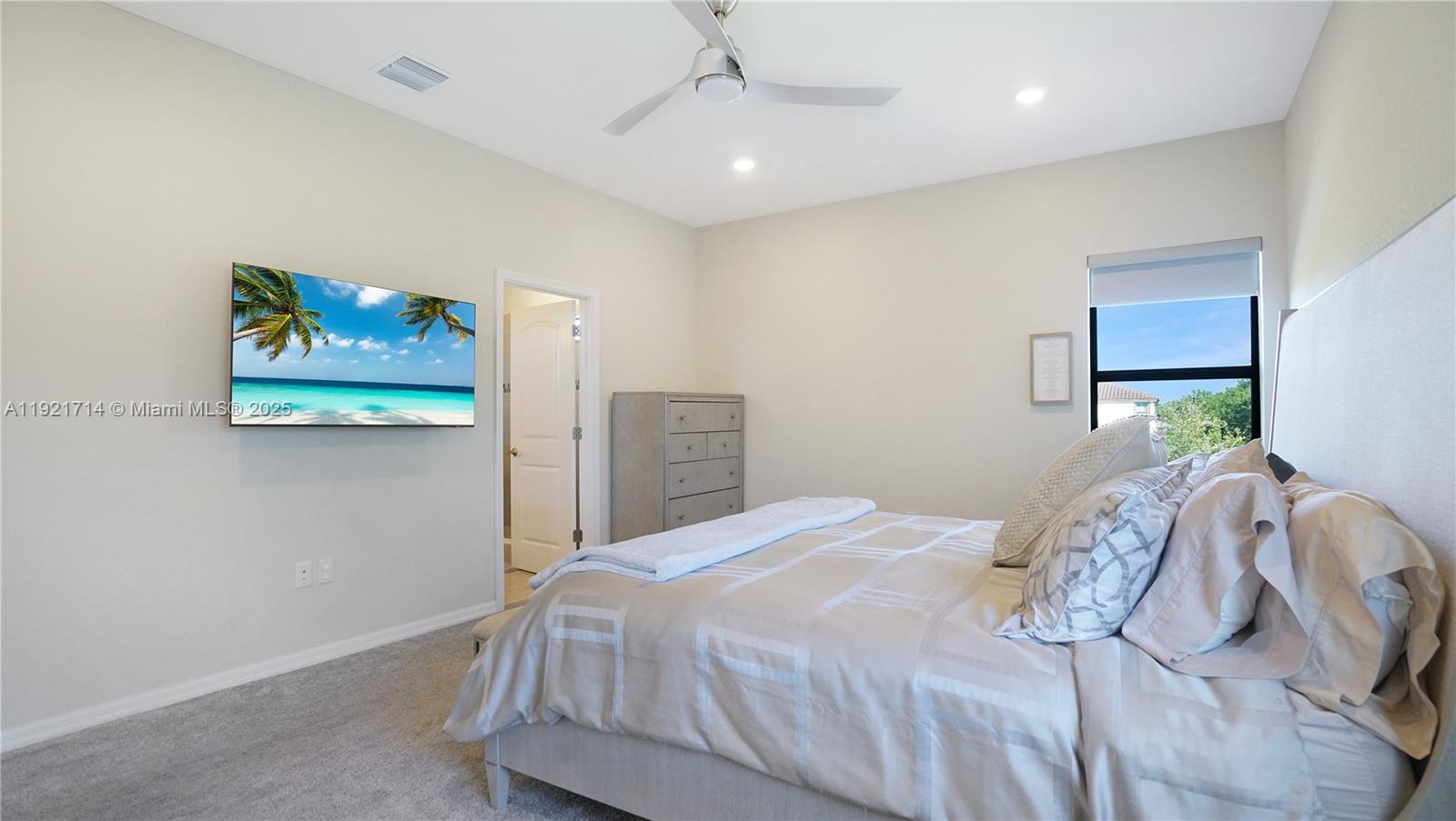 8605 Patron Ln