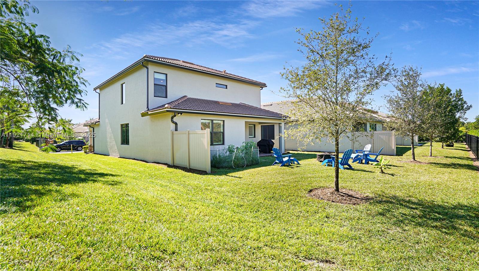 8605 Patron Ln