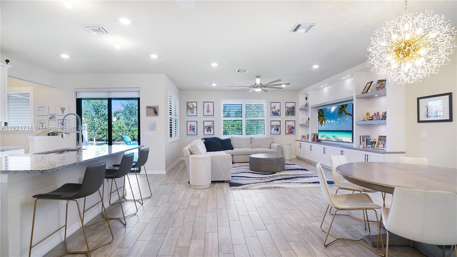 8605 Patron Ln