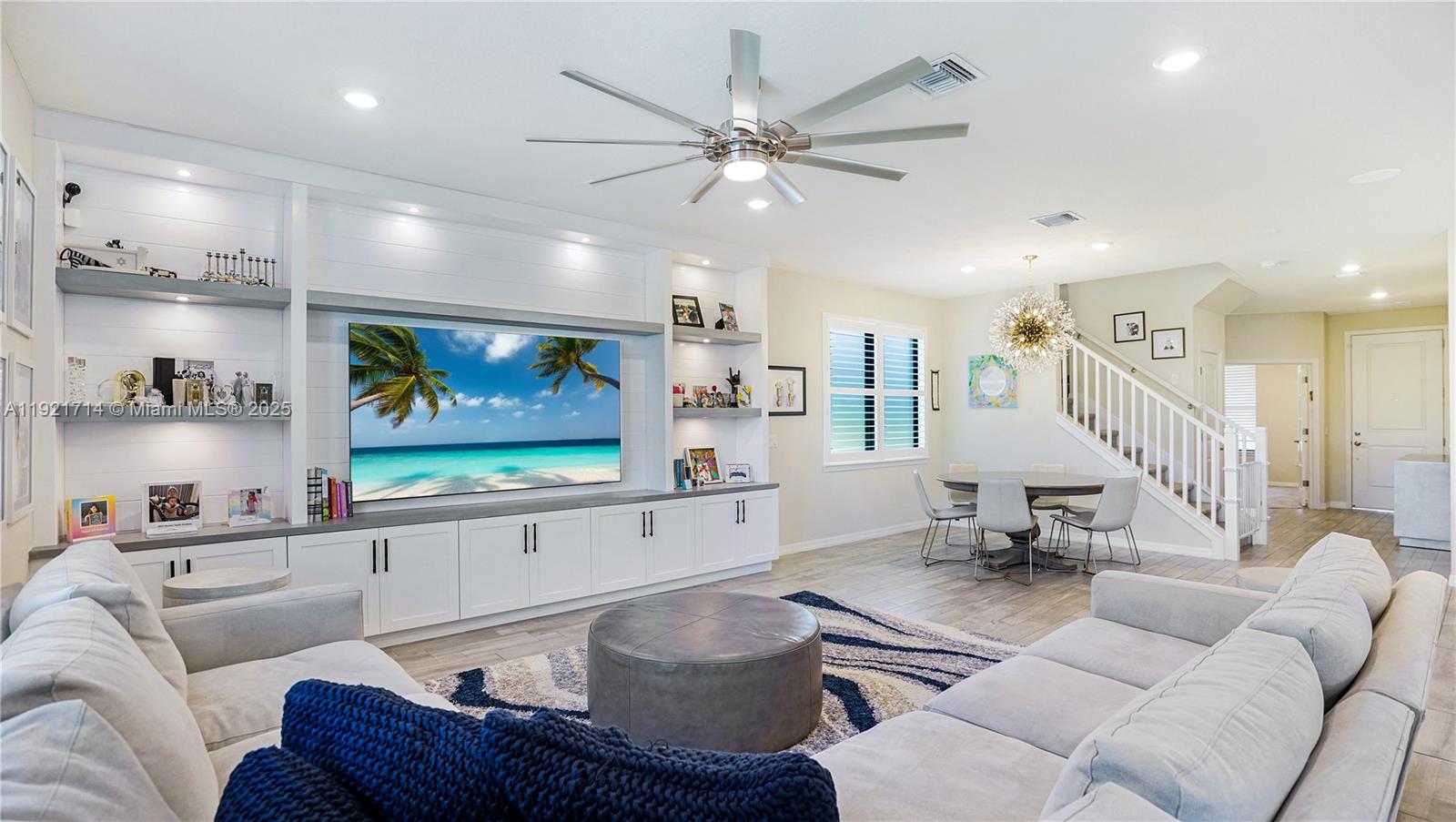 8605 Patron Ln