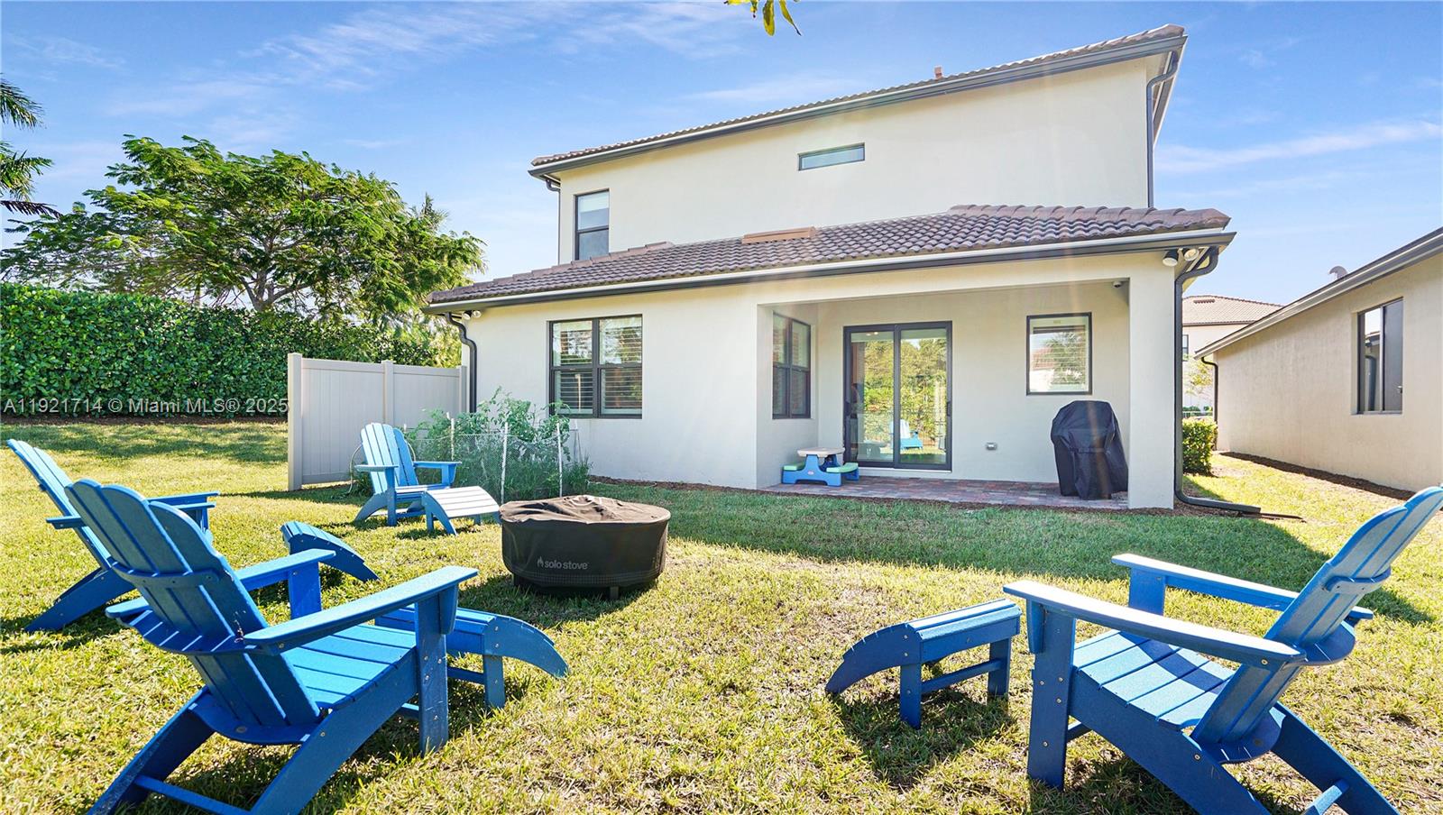 8605 Patron Ln