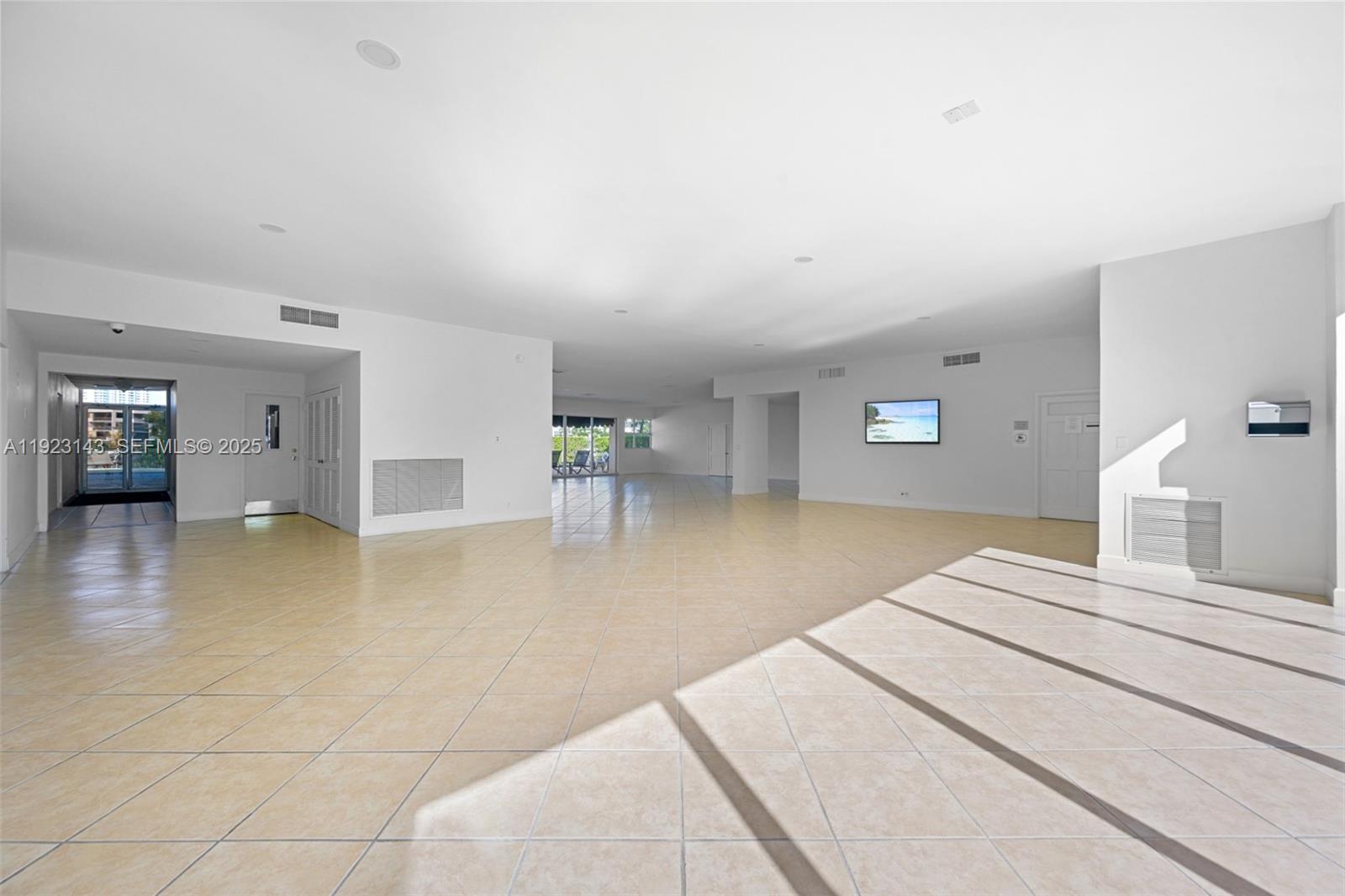 100 Golden Isles Dr # 1109