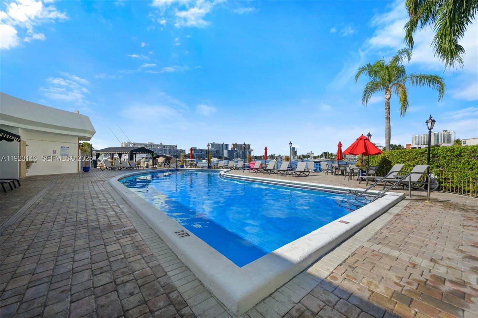 100 Golden Isles Dr # 1109