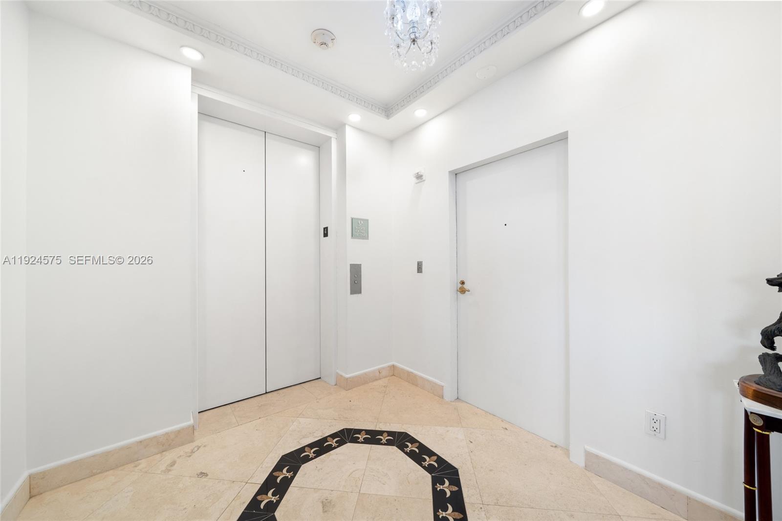 10225 Collins Ave # 404