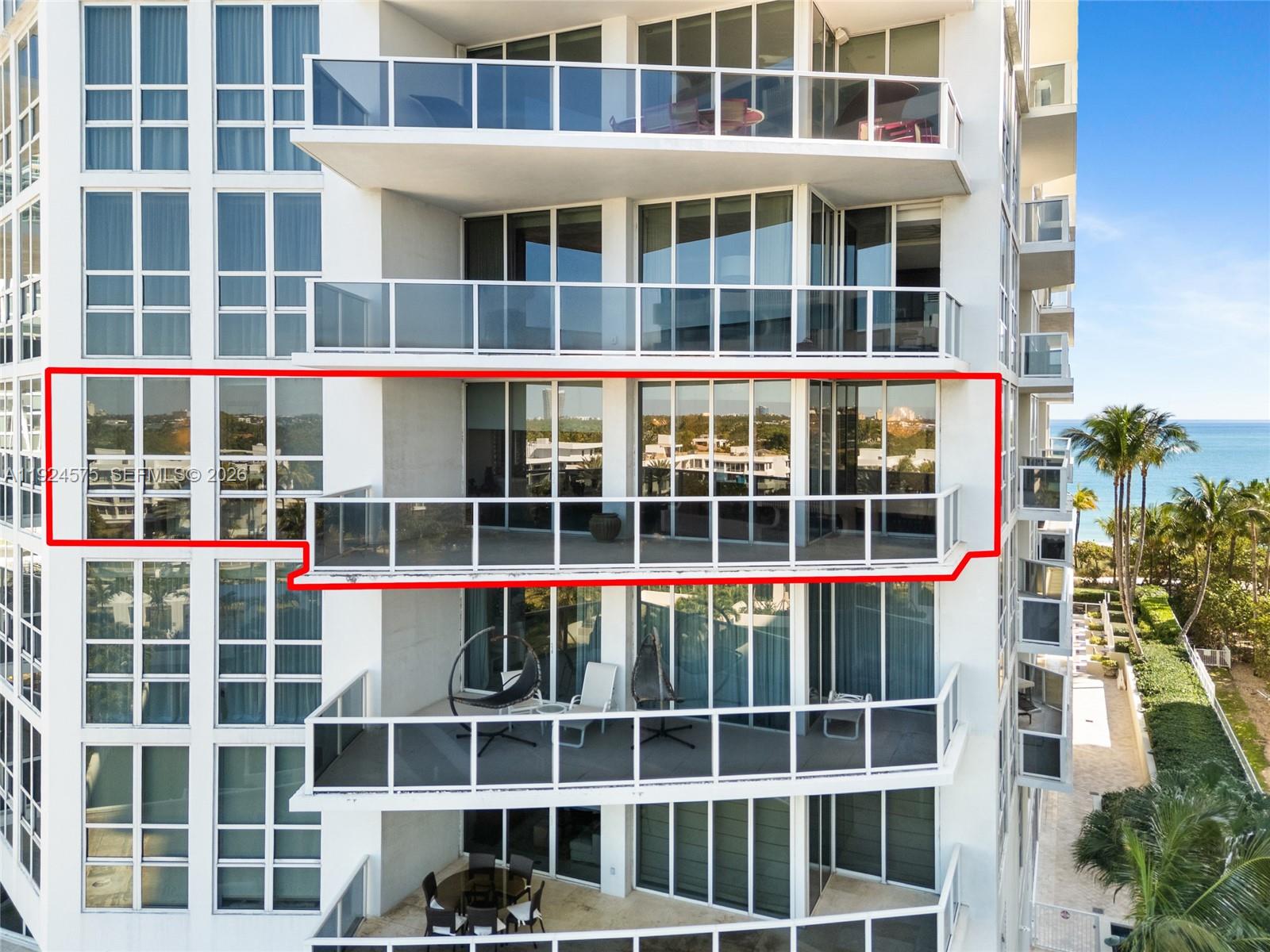 10225 Collins Ave # 404