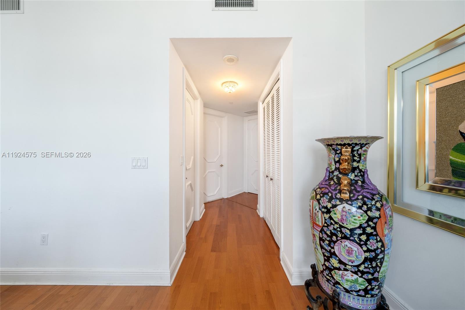 10225 Collins Ave # 404