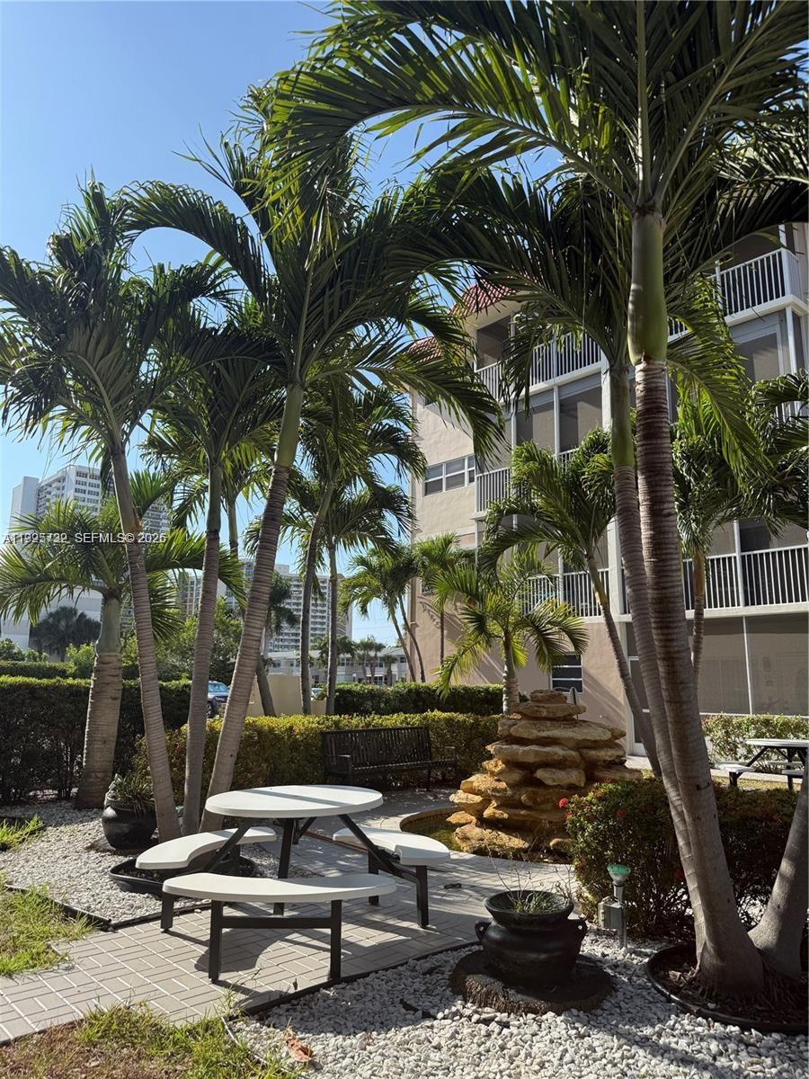 2081 S Ocean Dr # 308