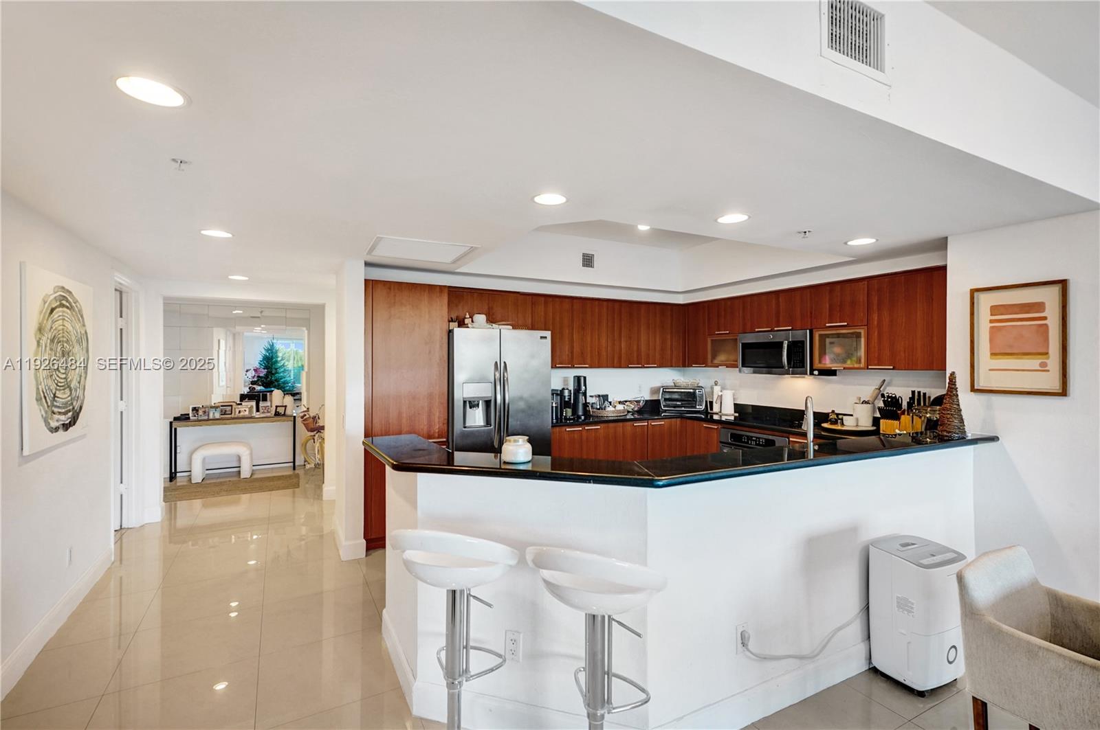 14951 Royal Oaks Ln # 401