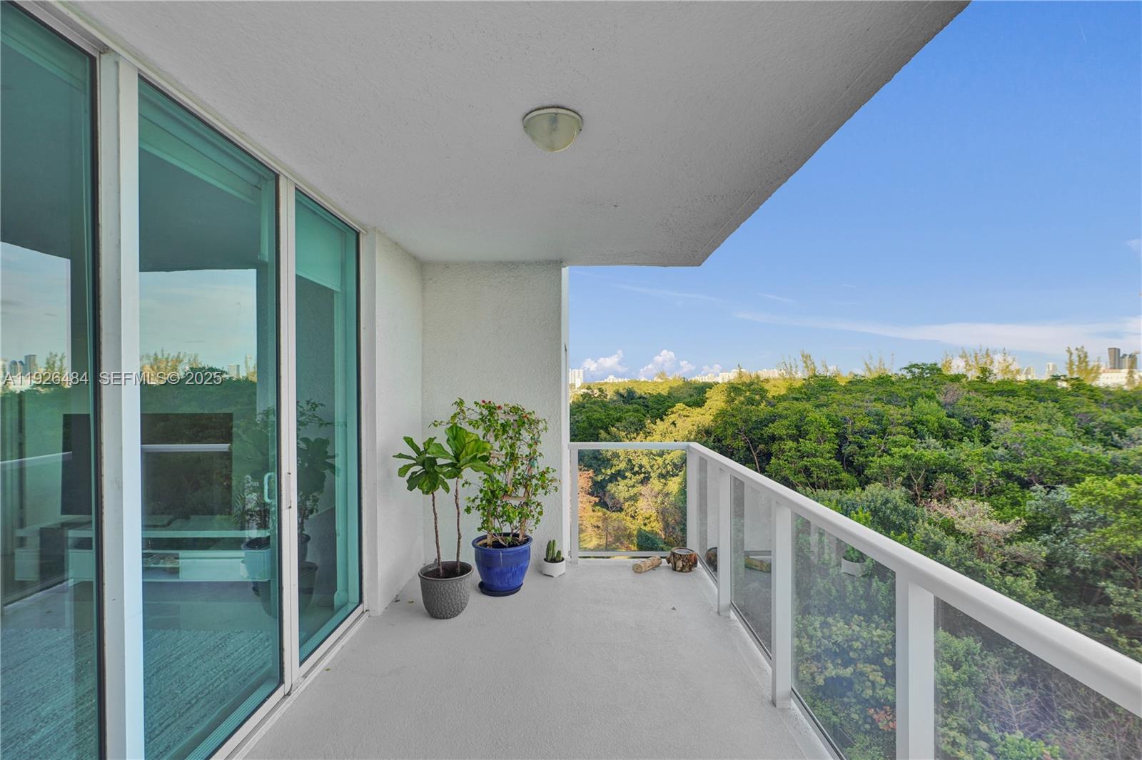 14951 Royal Oaks Ln # 401