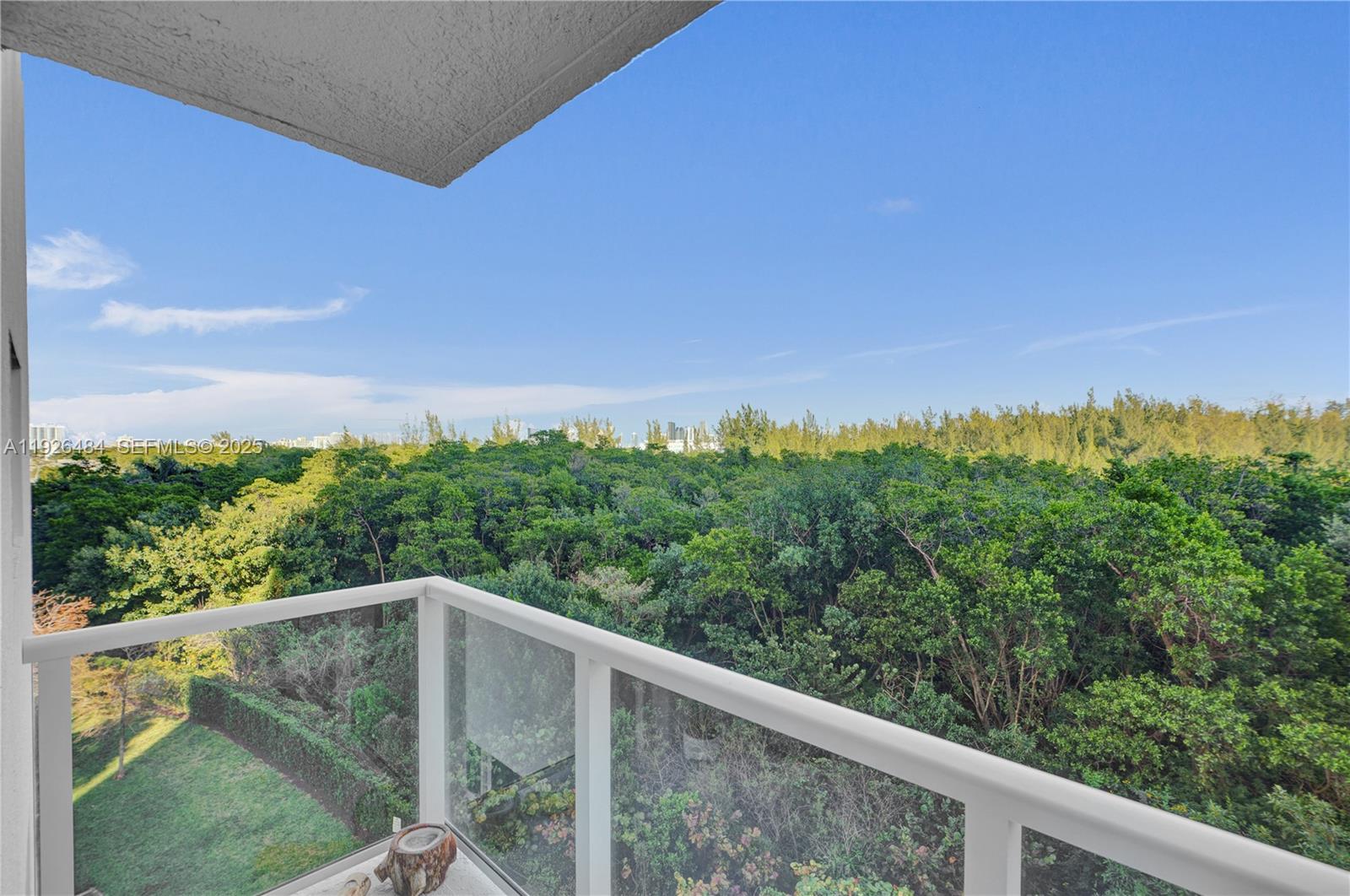 14951 Royal Oaks Ln # 401