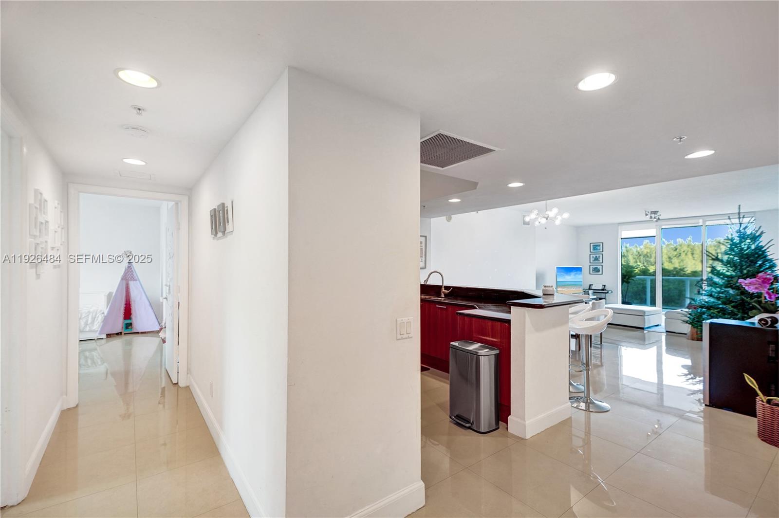 14951 Royal Oaks Ln # 401