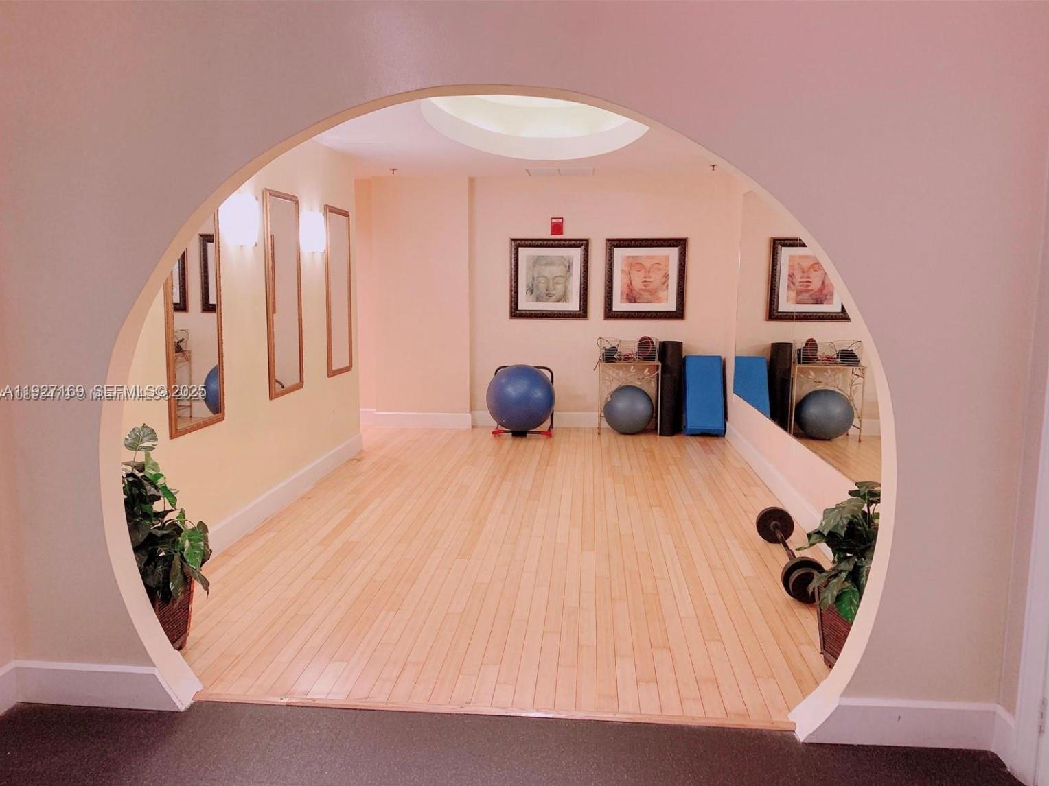 1830 Radius Dr # 1121