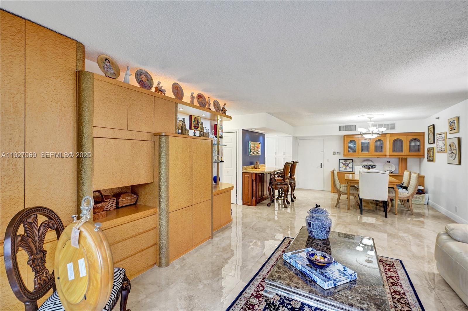 3600 Mystic Pointe Dr # 311