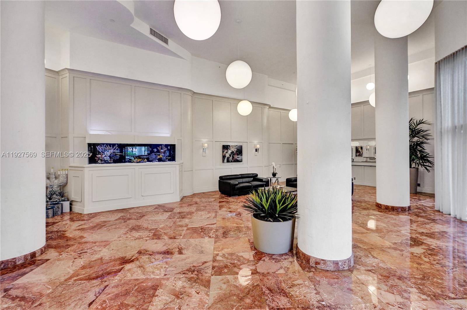 3600 Mystic Pointe Dr # 311