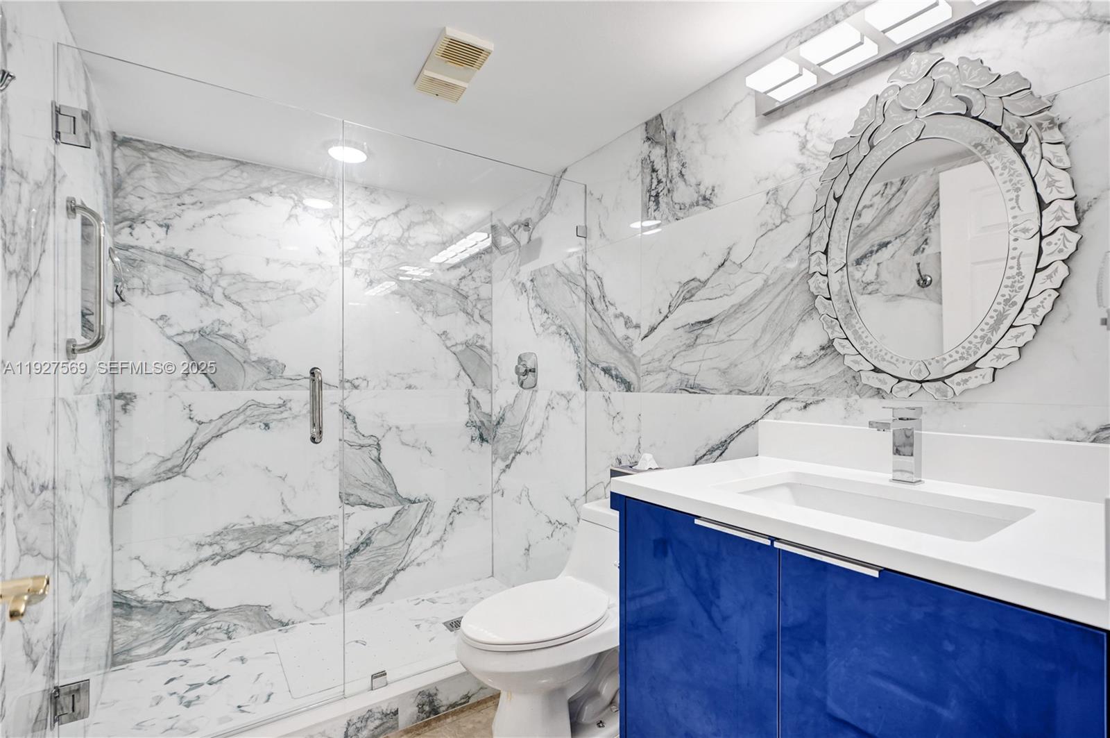 3600 Mystic Pointe Dr # 311