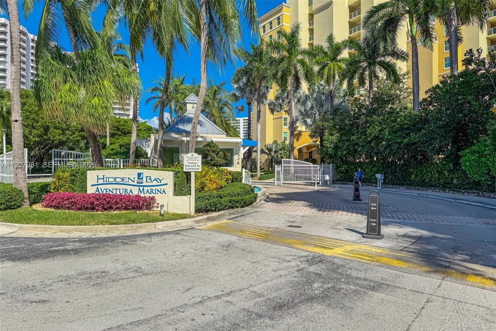 3370 Hidden Bay Dr # 1207