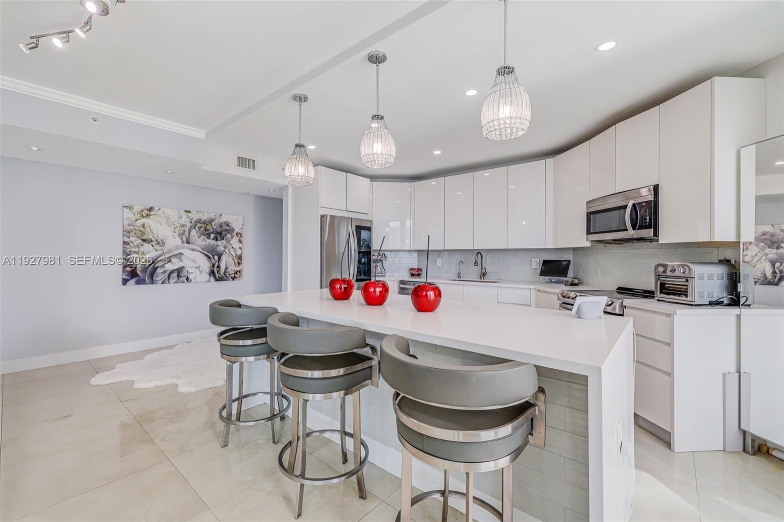 3370 Hidden Bay Dr # 1207