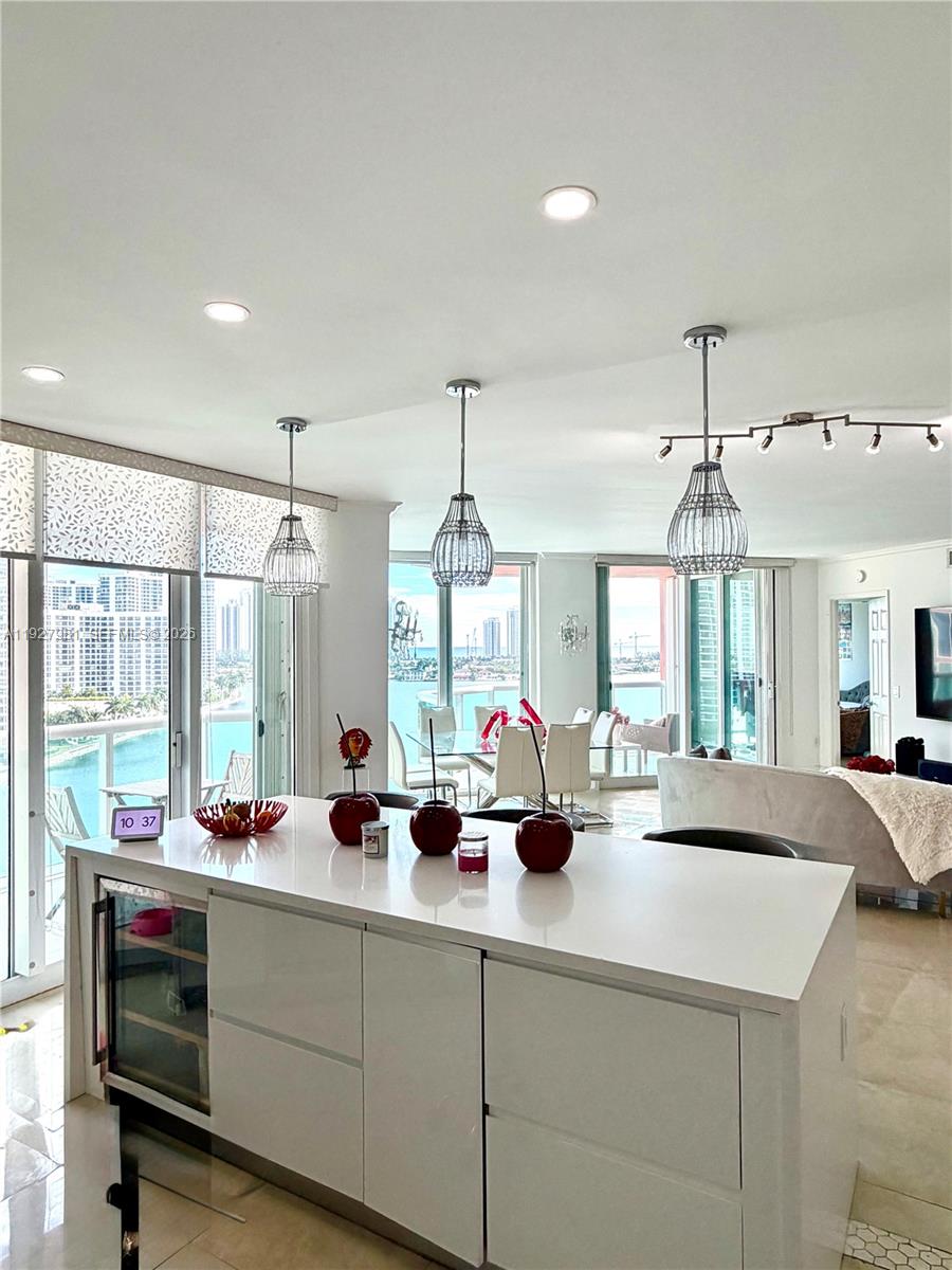 3370 Hidden Bay Dr # 1207