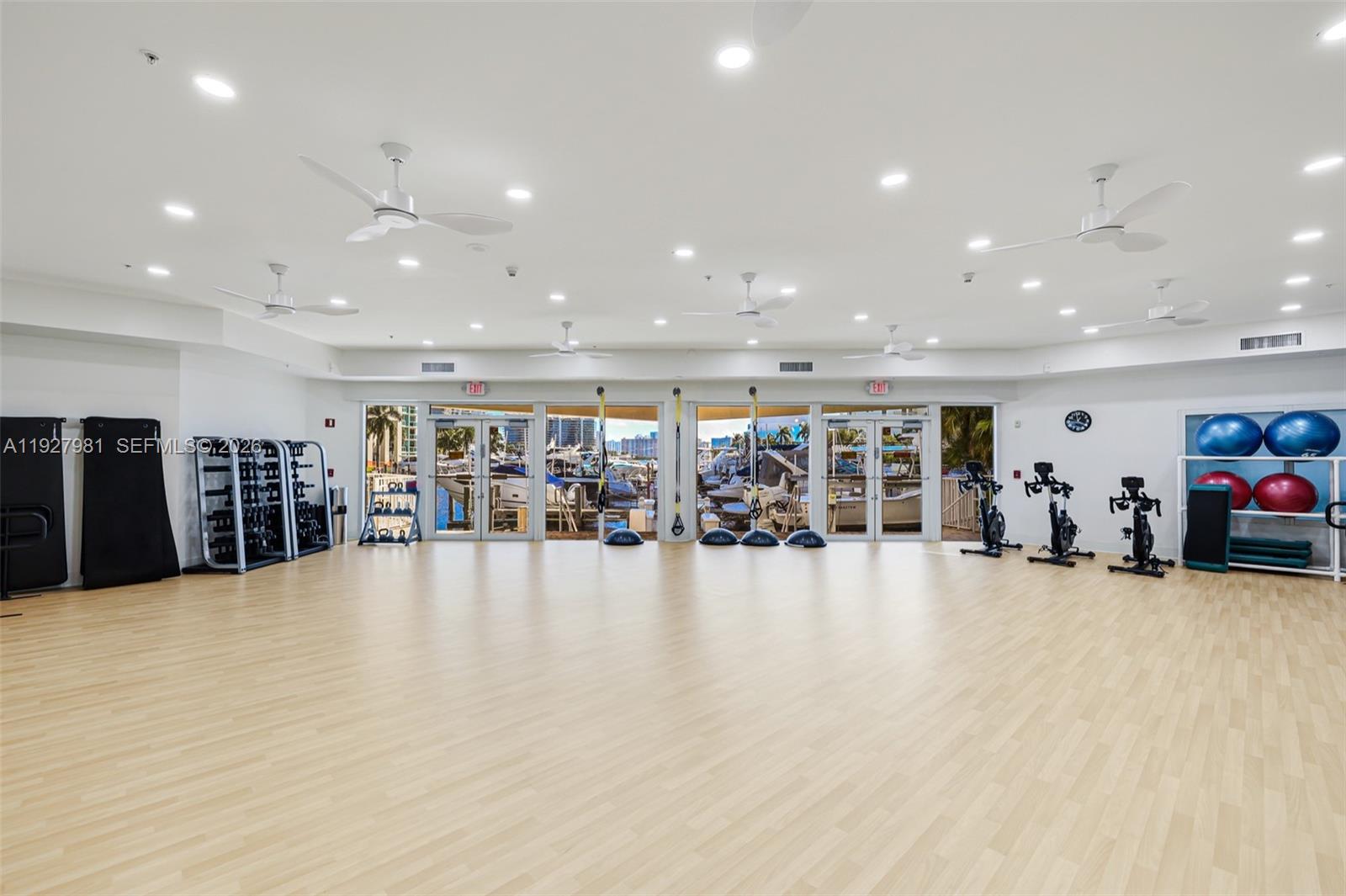 3370 Hidden Bay Dr # 1207