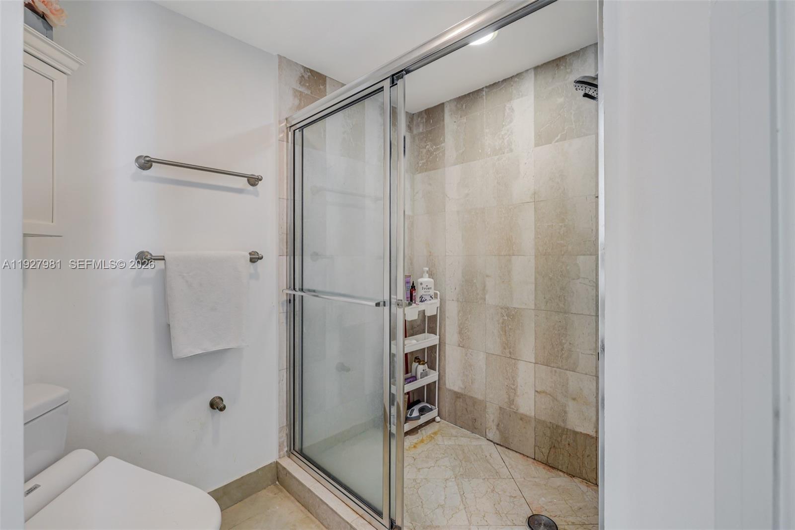 3370 Hidden Bay Dr # 1207