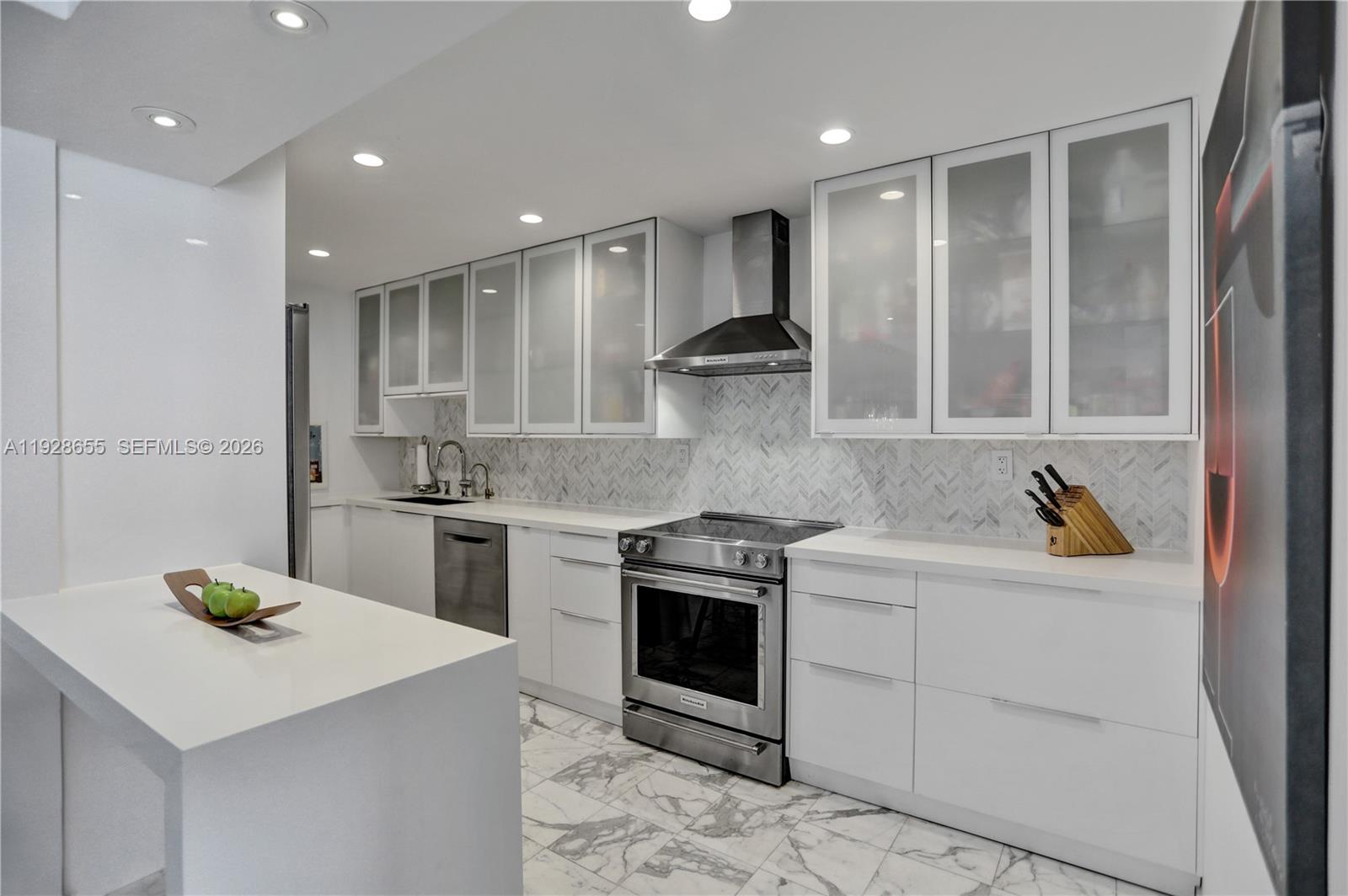 19707 Turnberry Way # 16C